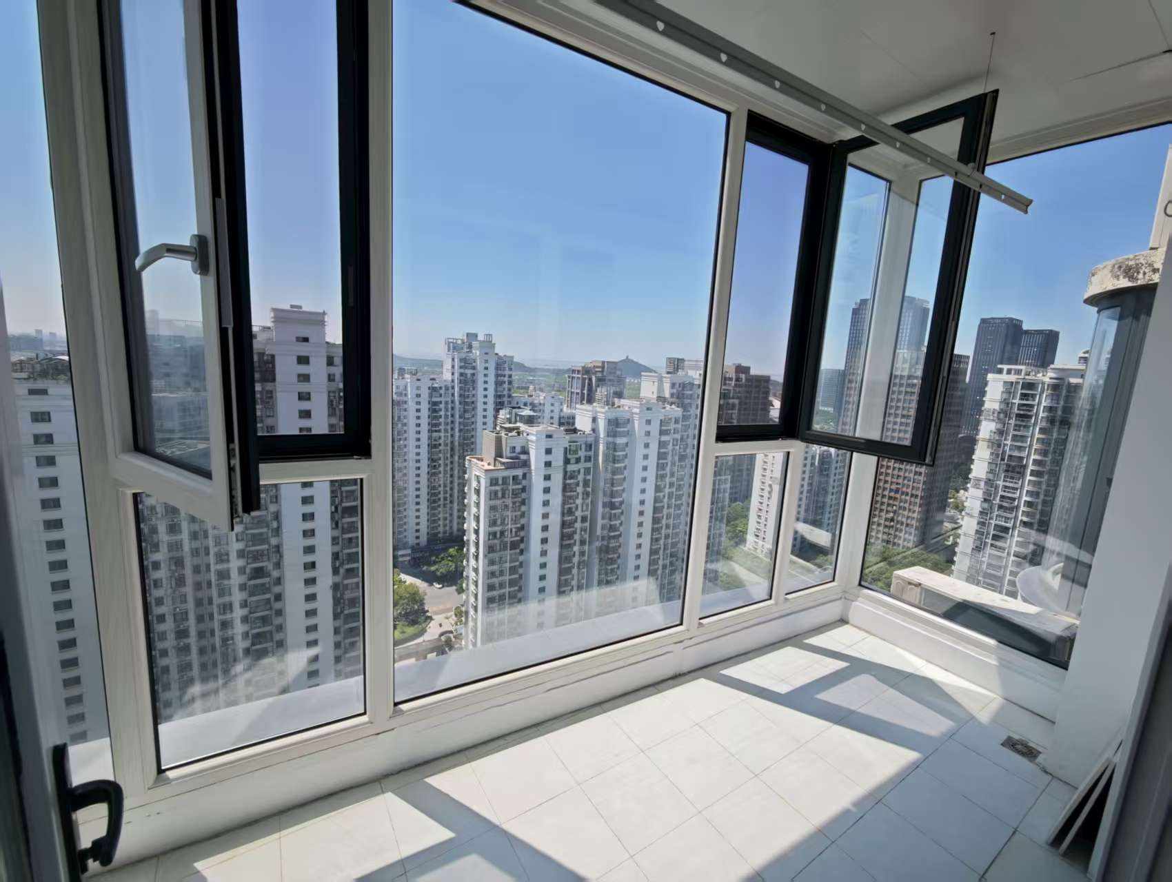 中南世纪城北区 2室2厅1卫 115m&sup2;