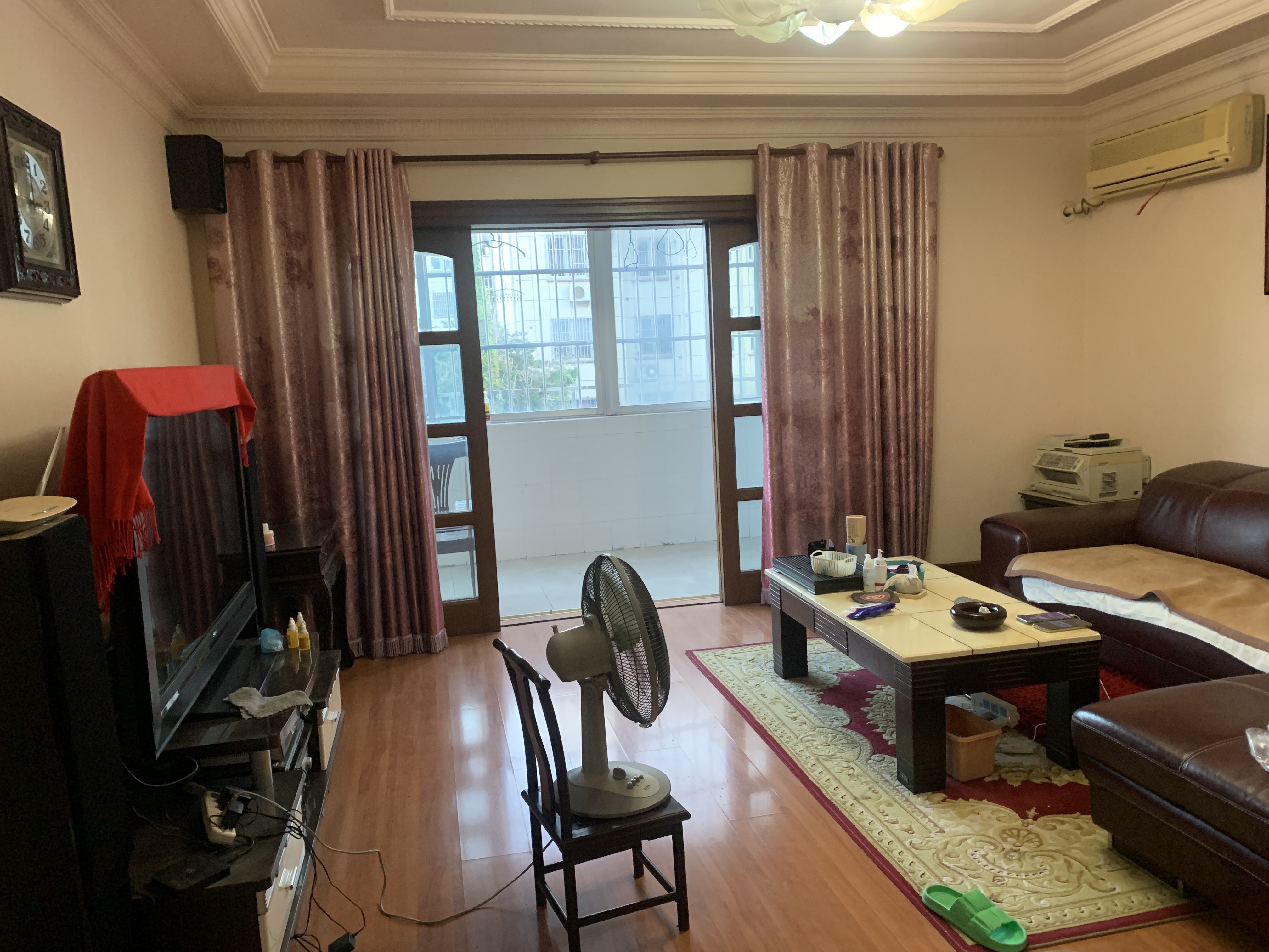 学田苑 3室2厅2卫 130m²