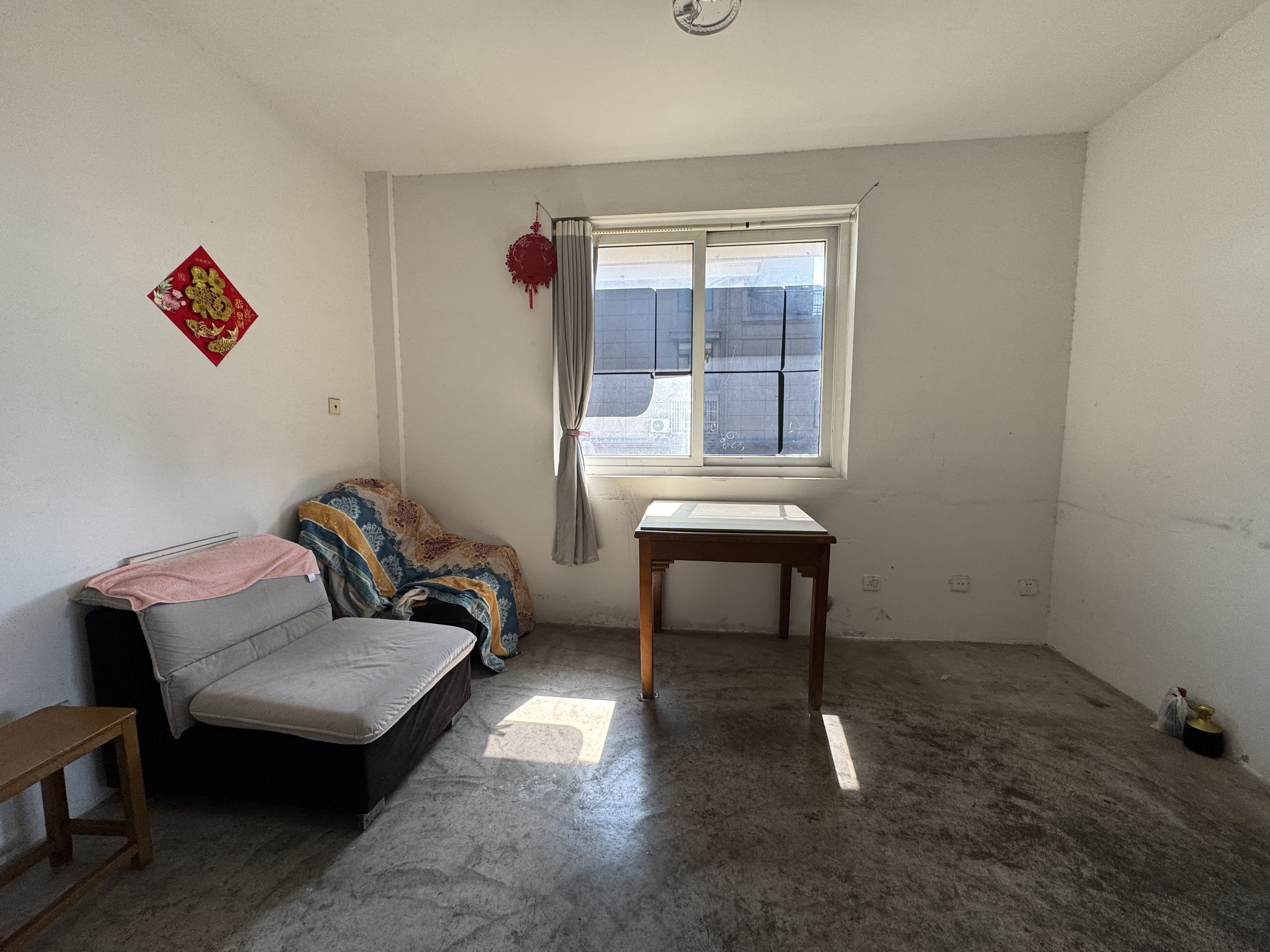 白龙花苑 2室1厅1卫 95m²
