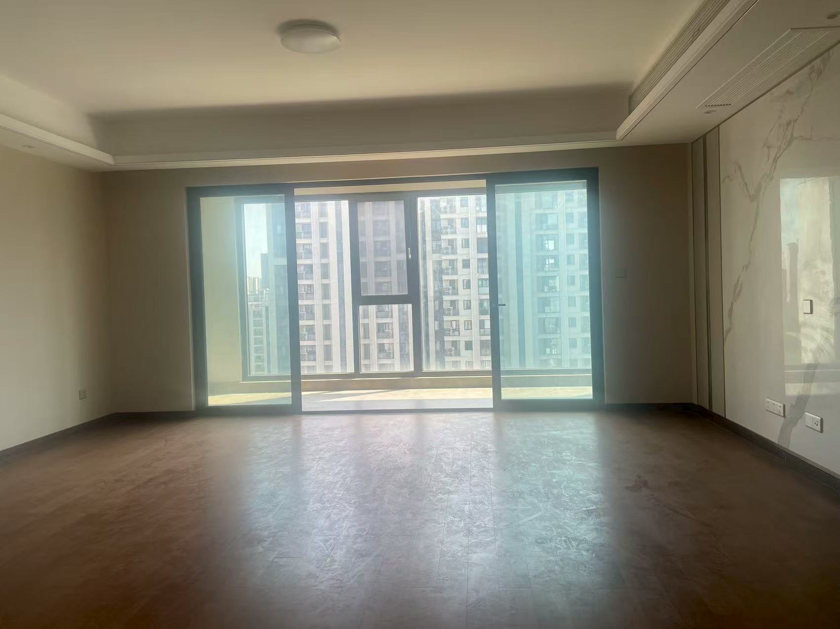 中海翠湖溪岸 4室2厅2卫 187.49m&sup2;