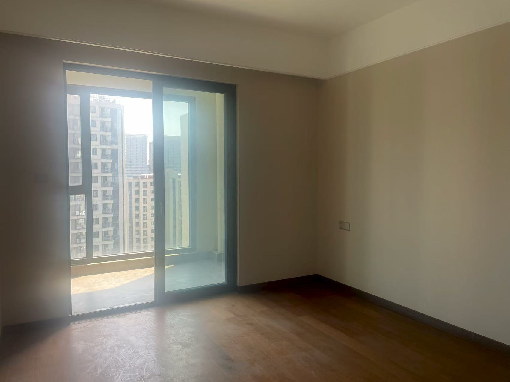 中海翠湖溪岸 4室2厅2卫 187.49m&sup2;