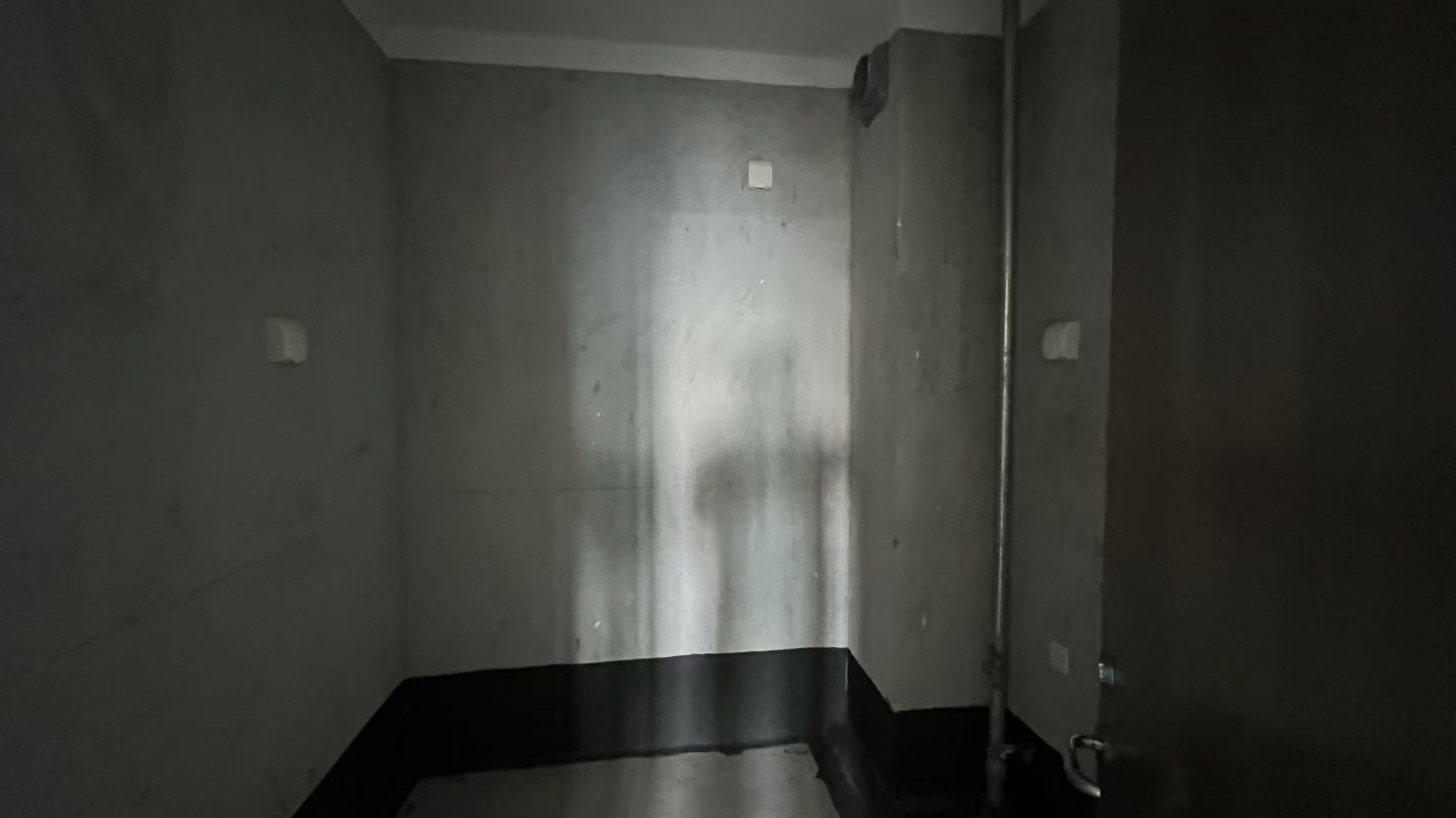 东时区 3室2厅1卫 82m&sup2;