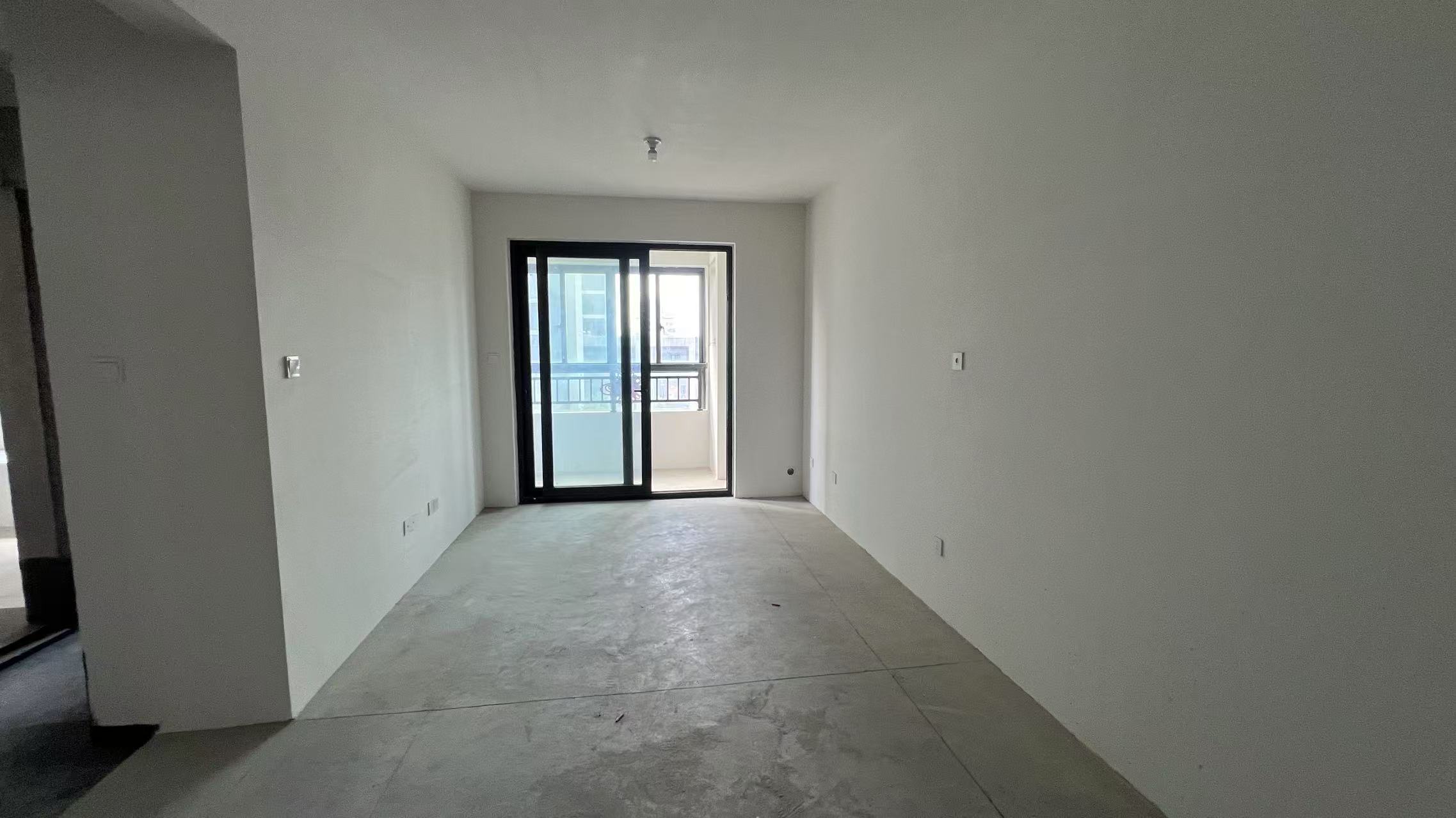 东时区 3室2厅1卫 82m&sup2;