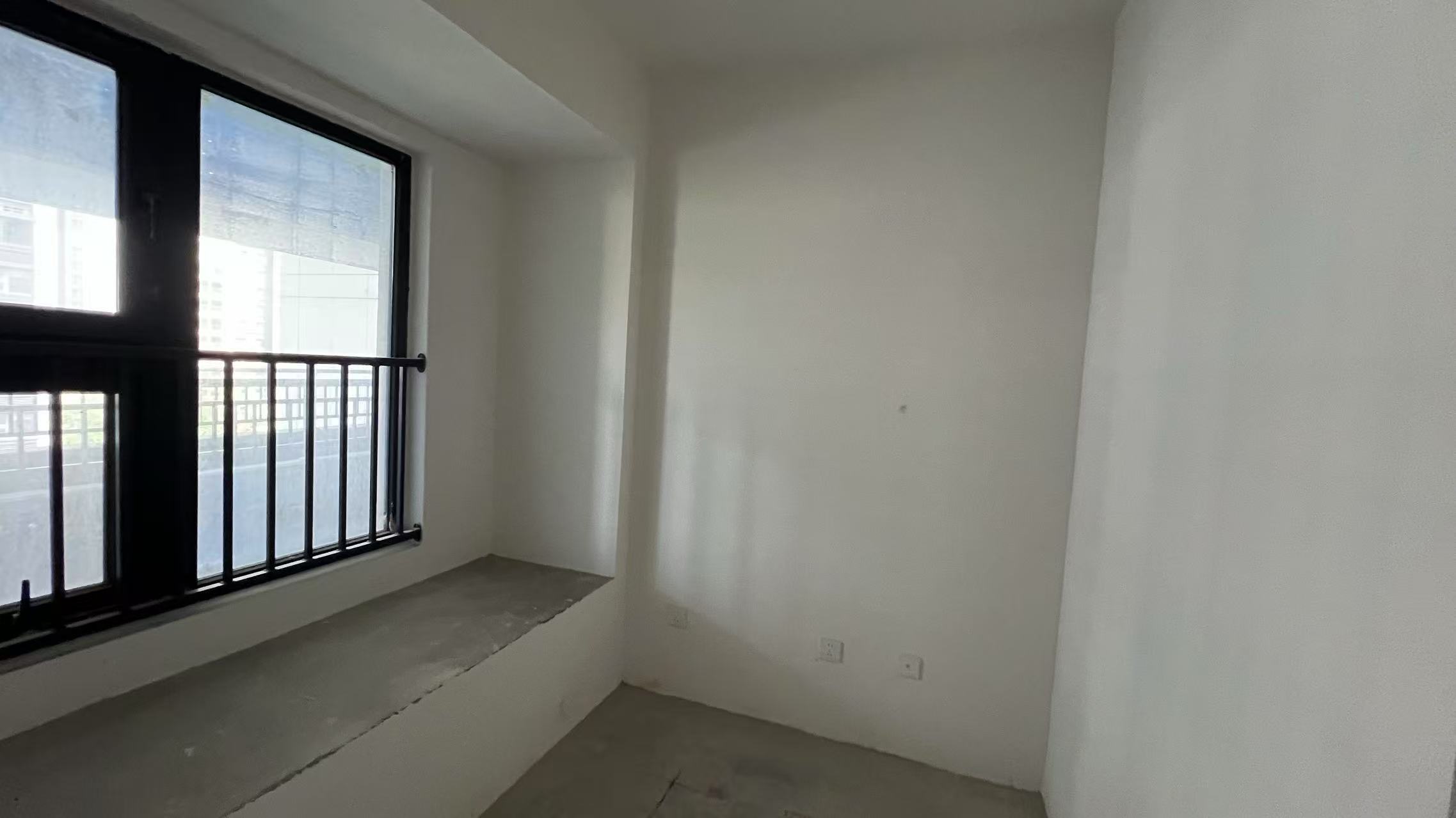 东时区 3室2厅1卫 82m&sup2;