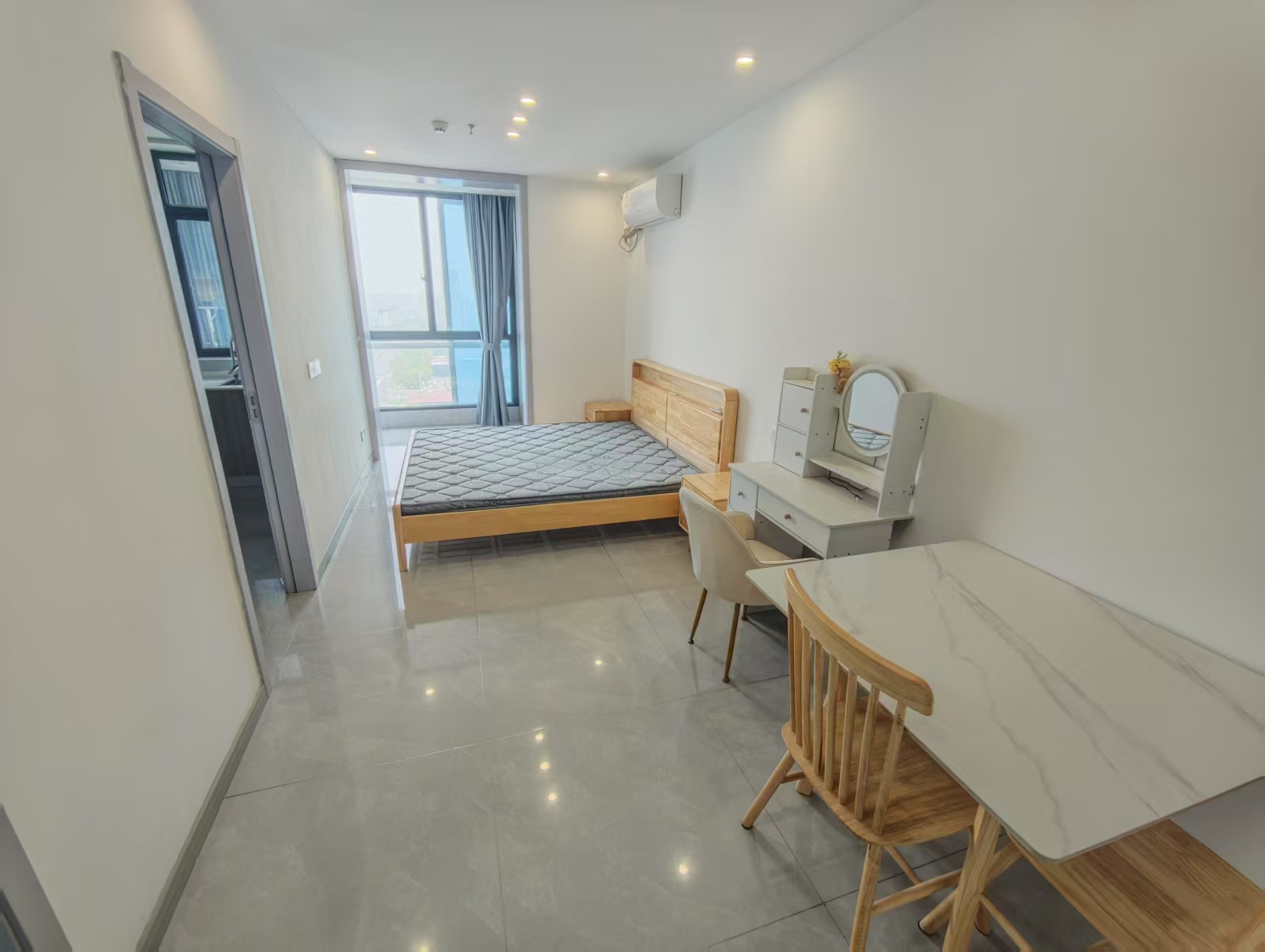 涌鑫八达通广场 1室1厅1卫 33m&sup2;