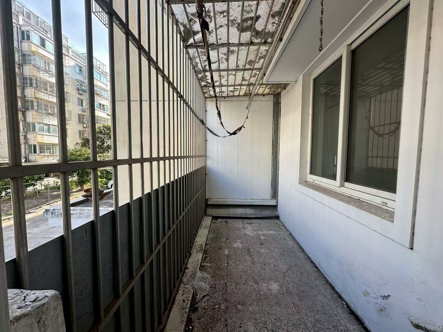 世纪新城 3室2厅1卫 82m&sup2;