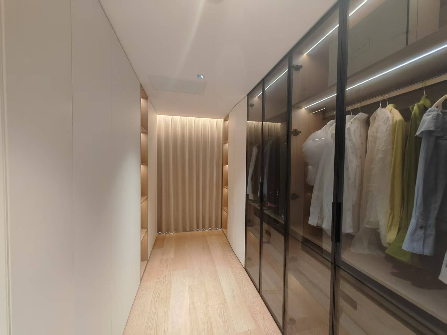 山水壹号 2室2厅2卫 270m&sup2;