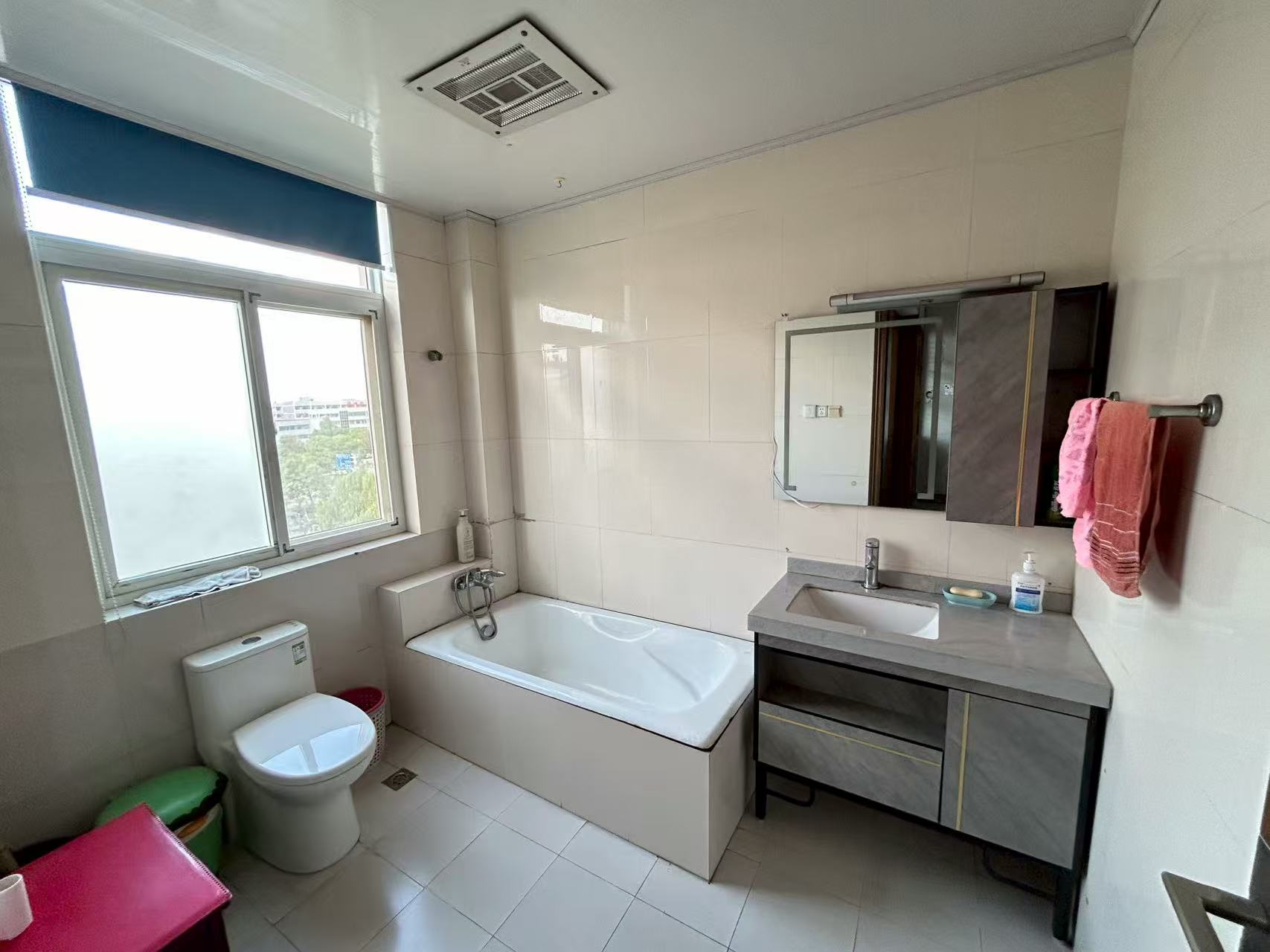 育才花苑东区 4室2厅2卫 93m&sup2;