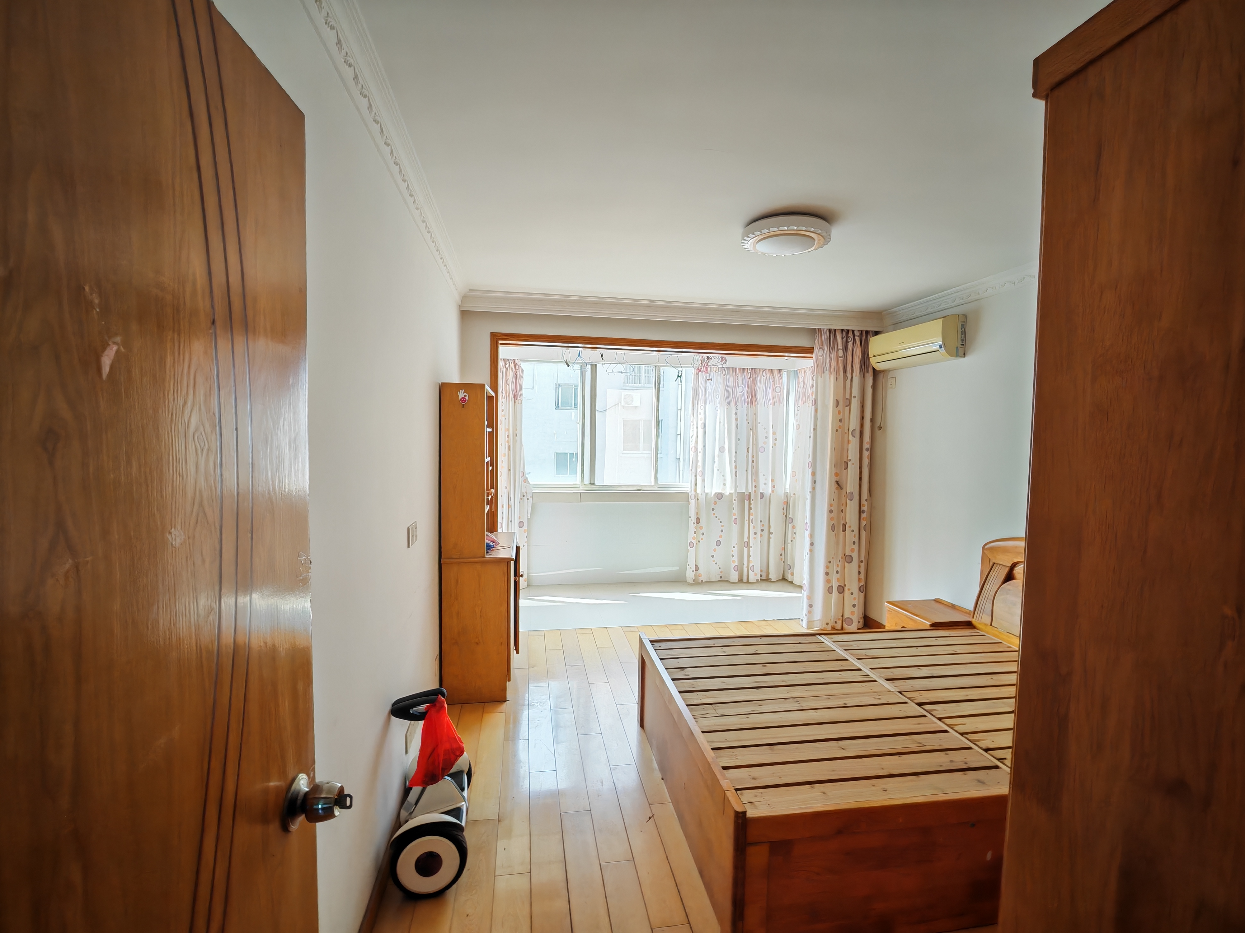 银花苑 3室2厅1卫 110.00m&sup2;