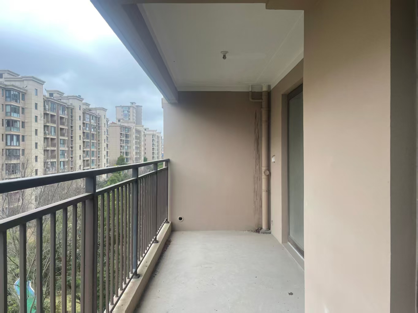 佳源都市 4室2厅2卫 120.11m&sup2;