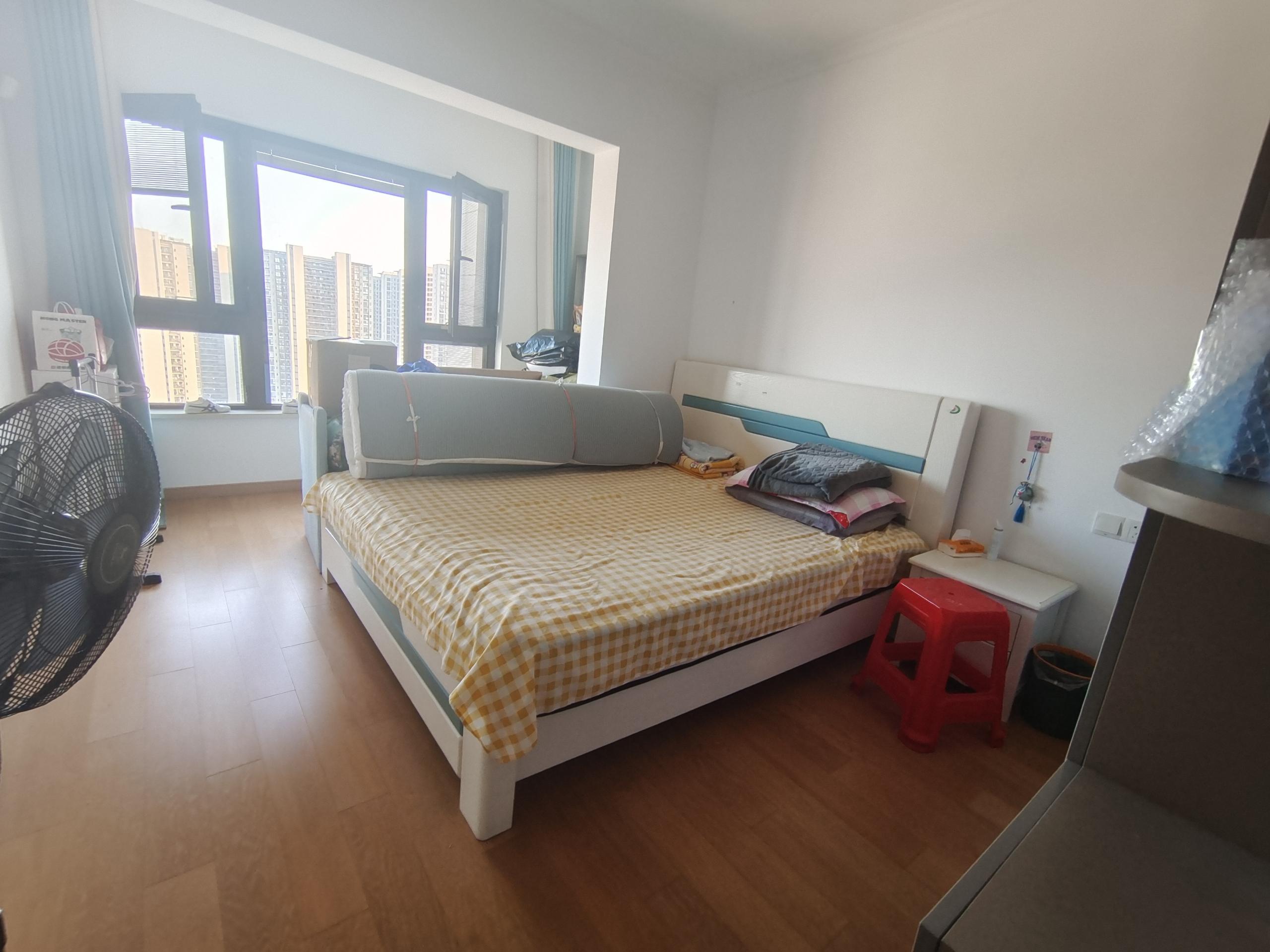 中兴兰溪荟 3室2厅2卫 134.39m&sup2;
