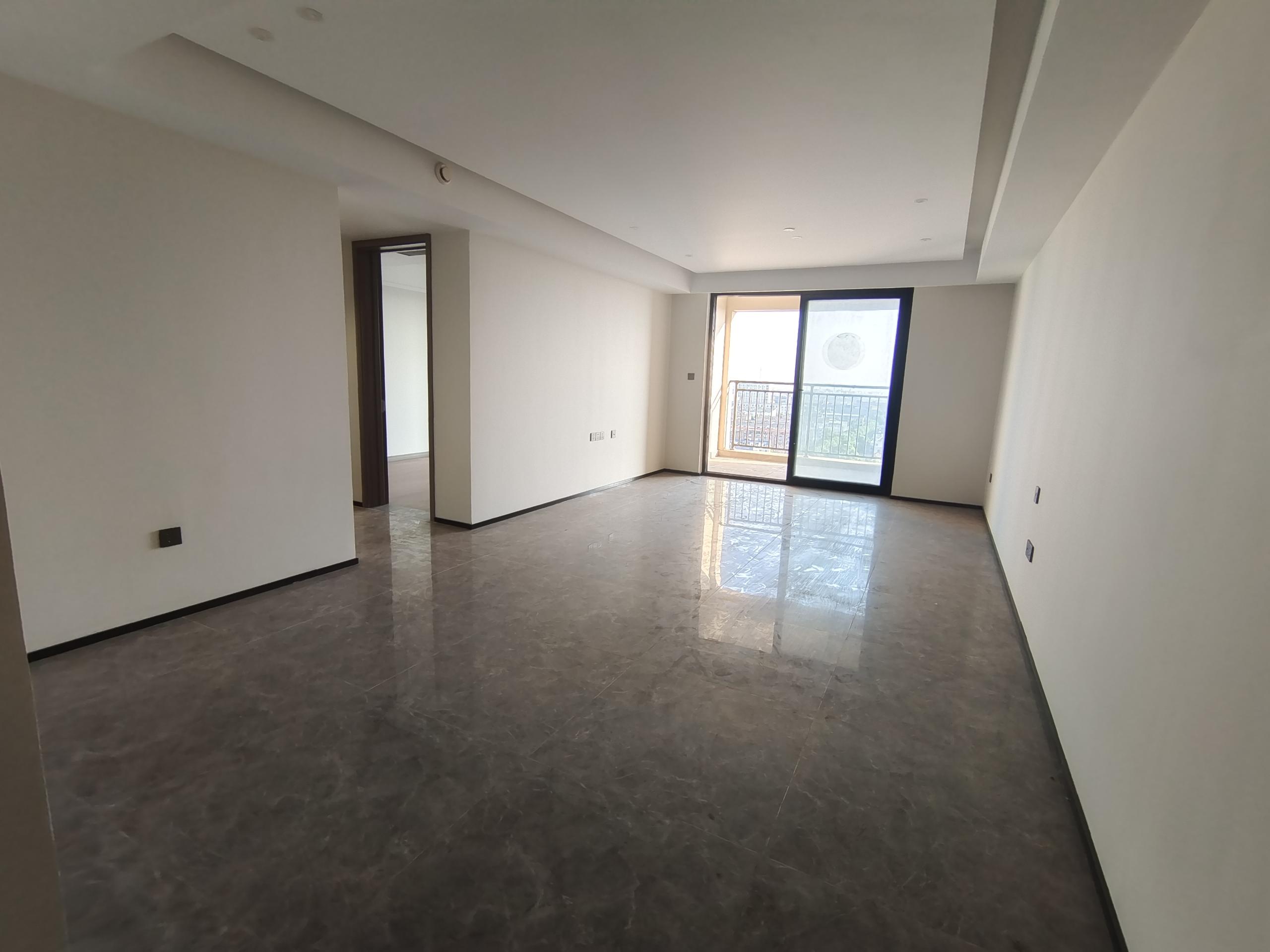 万科有湖（翡翠心湖） 3室2厅2卫 127m&sup2;
