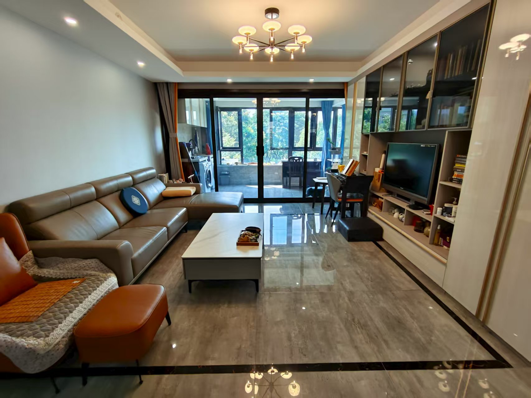 远创樾府 3室2厅2卫 121.00m&sup2;