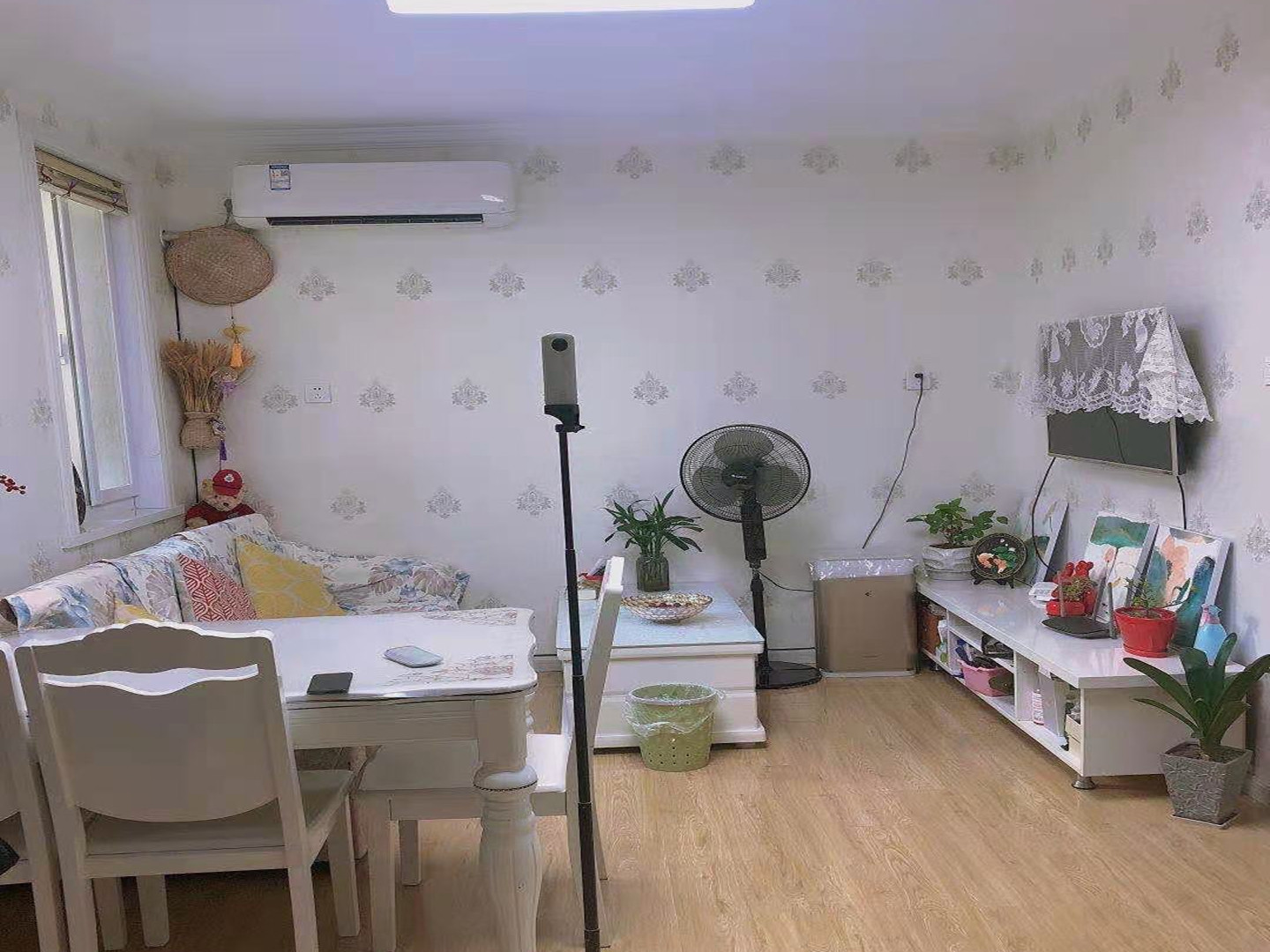 南川园新村 2室1厅1卫 70m&sup2;