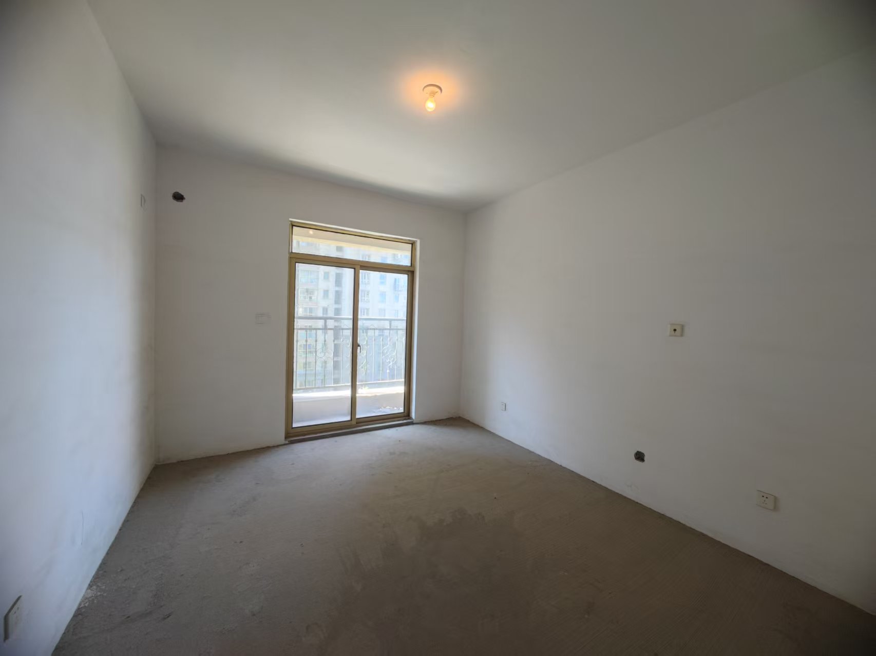 恒盛豪庭 3室2厅1卫 135m&sup2;
