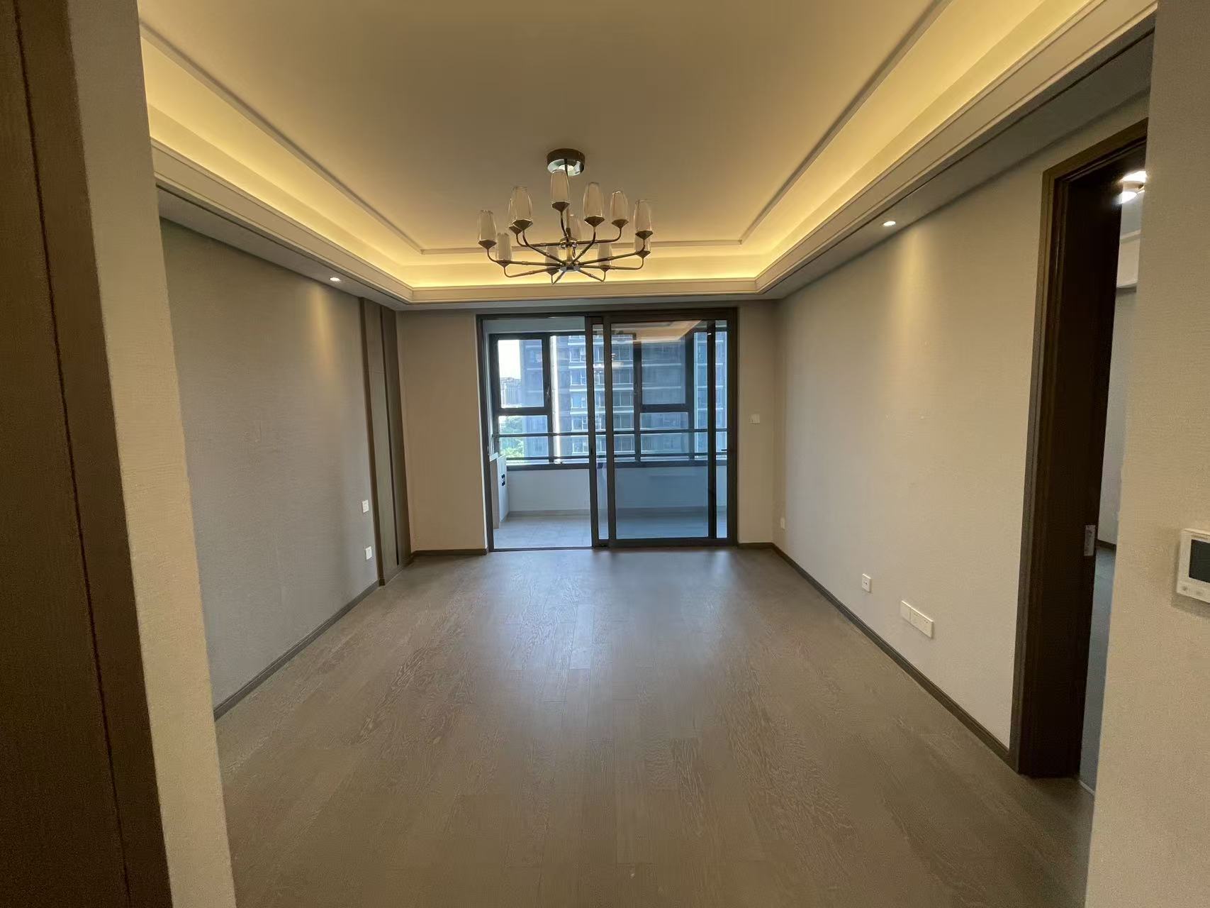 绿城&middot;晓风印月 3室2厅2卫 139m&sup2;