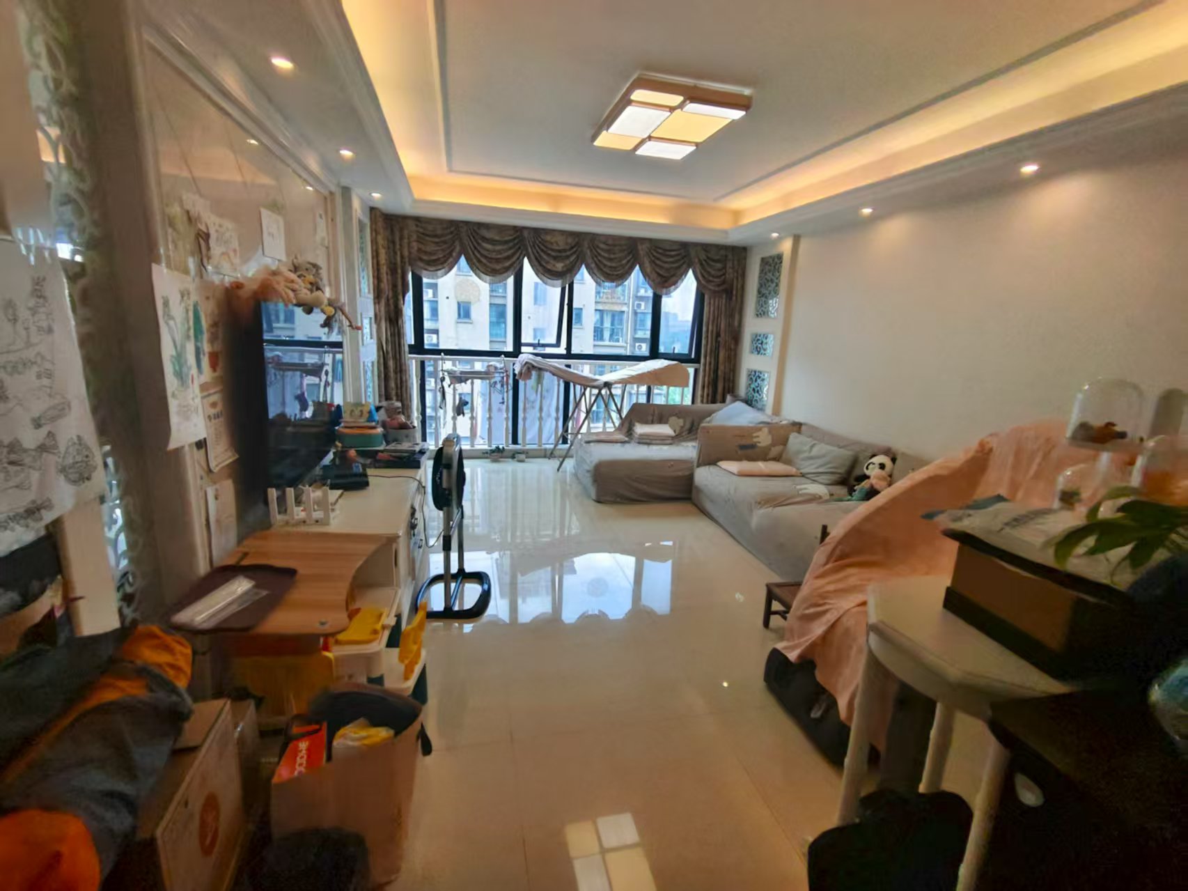 中港城 3室2厅1卫 130m&sup2;