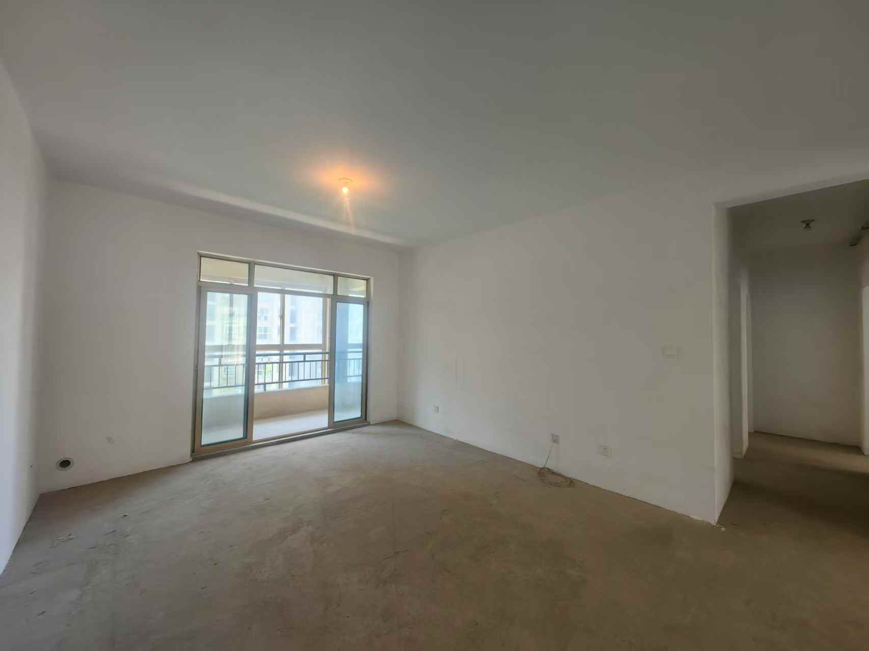 恒盛豪庭 3室2厅2卫 133m&sup2;