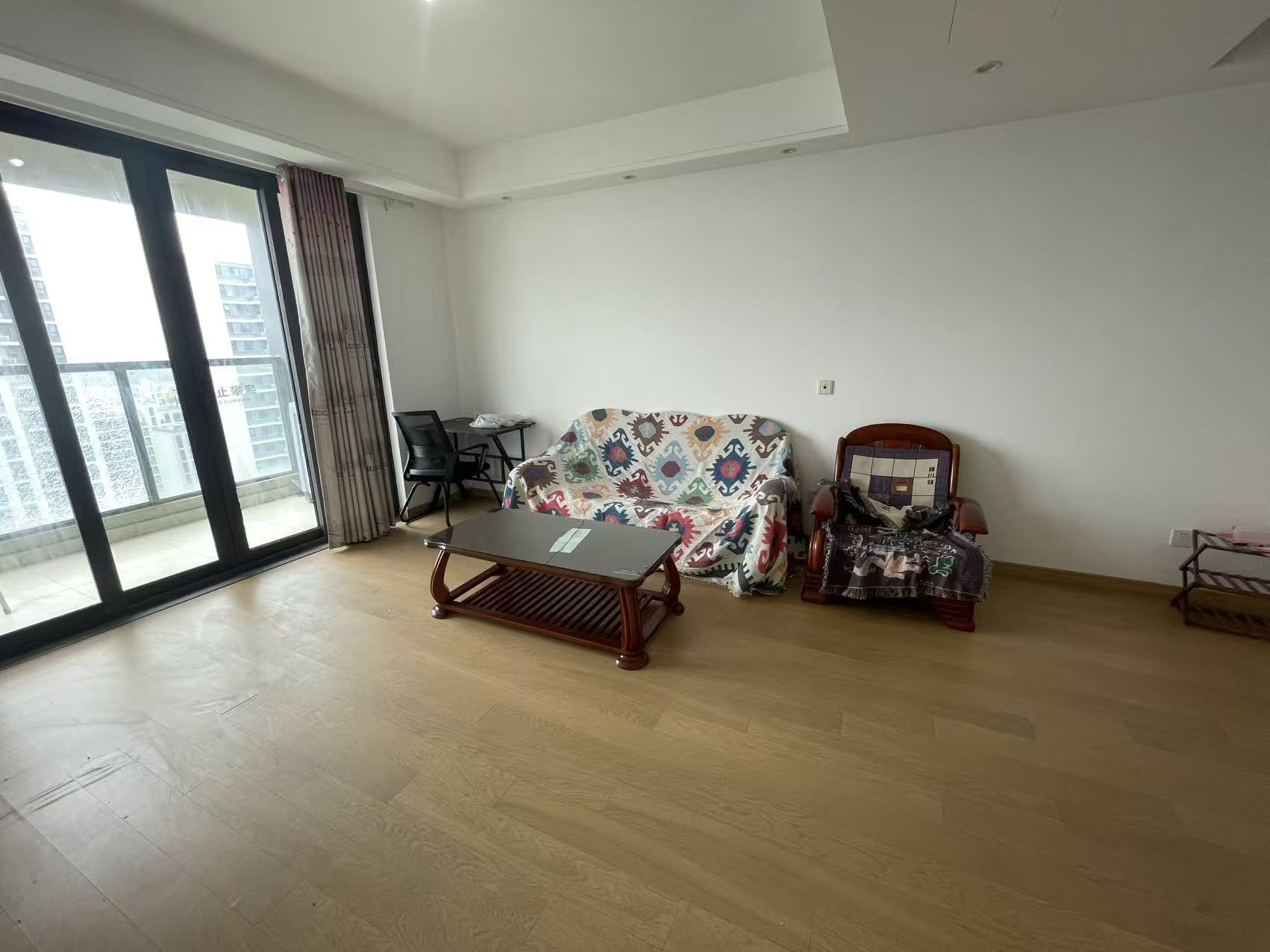 时光漫城 3室2厅1卫 92.83m&sup2;