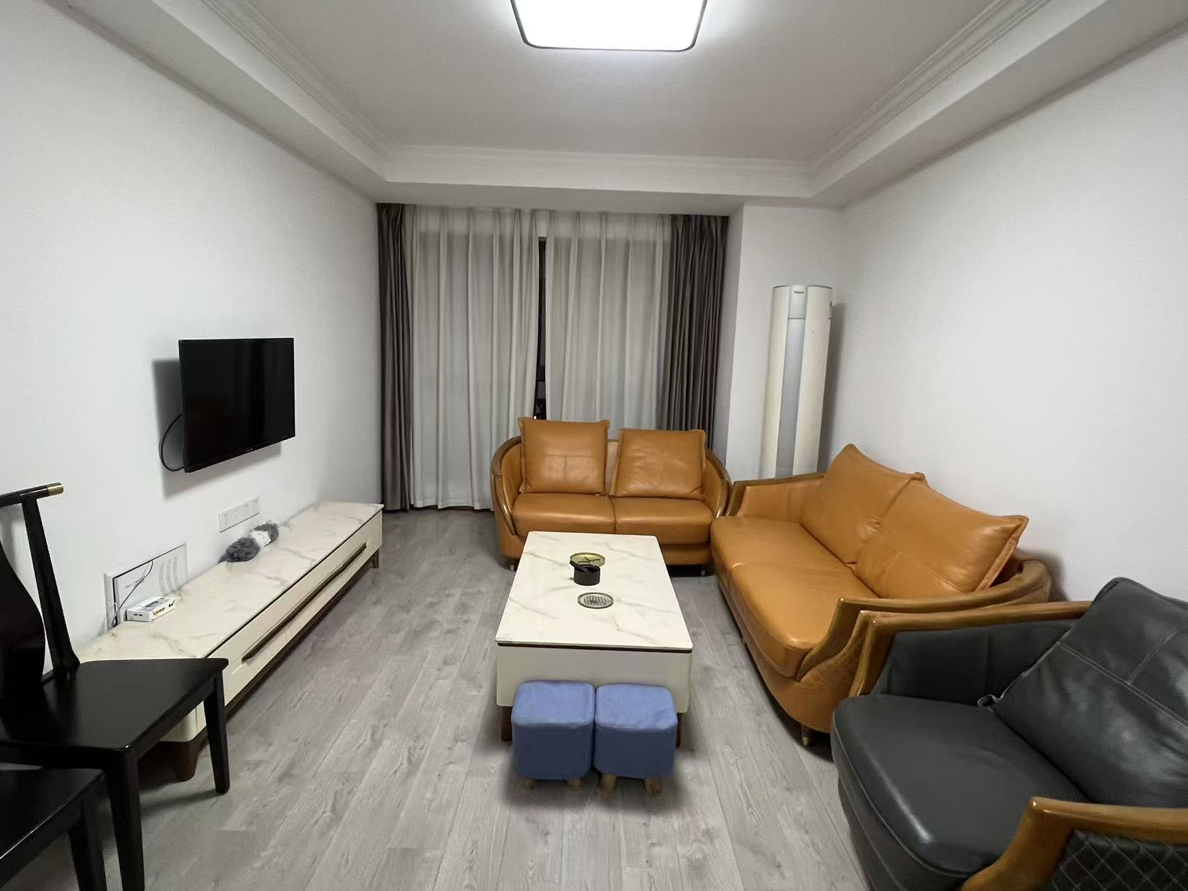 世茂新界 3室2厅1卫 92m&sup2;