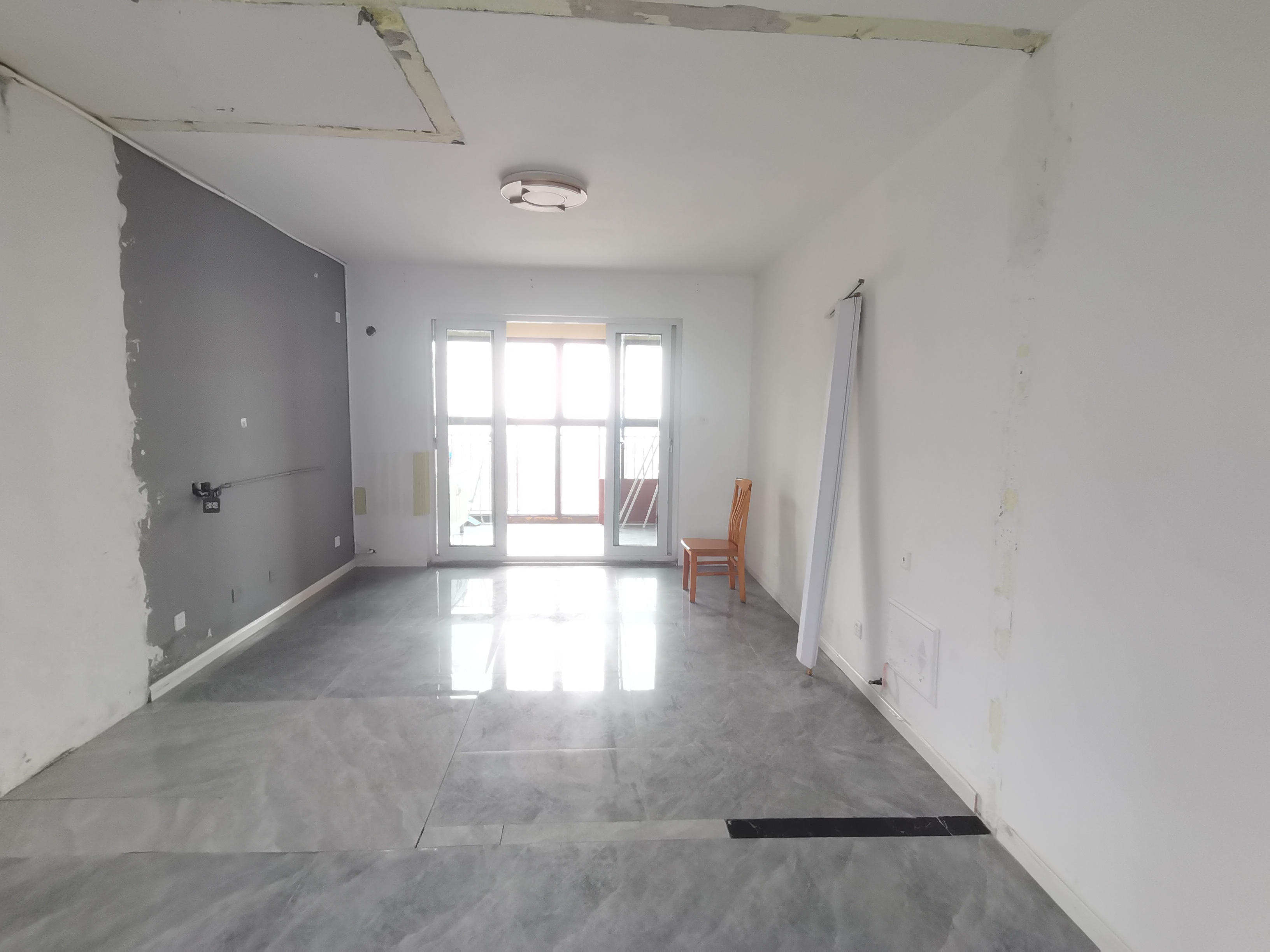 景瑞御府 3室2厅2卫 121m&sup2;