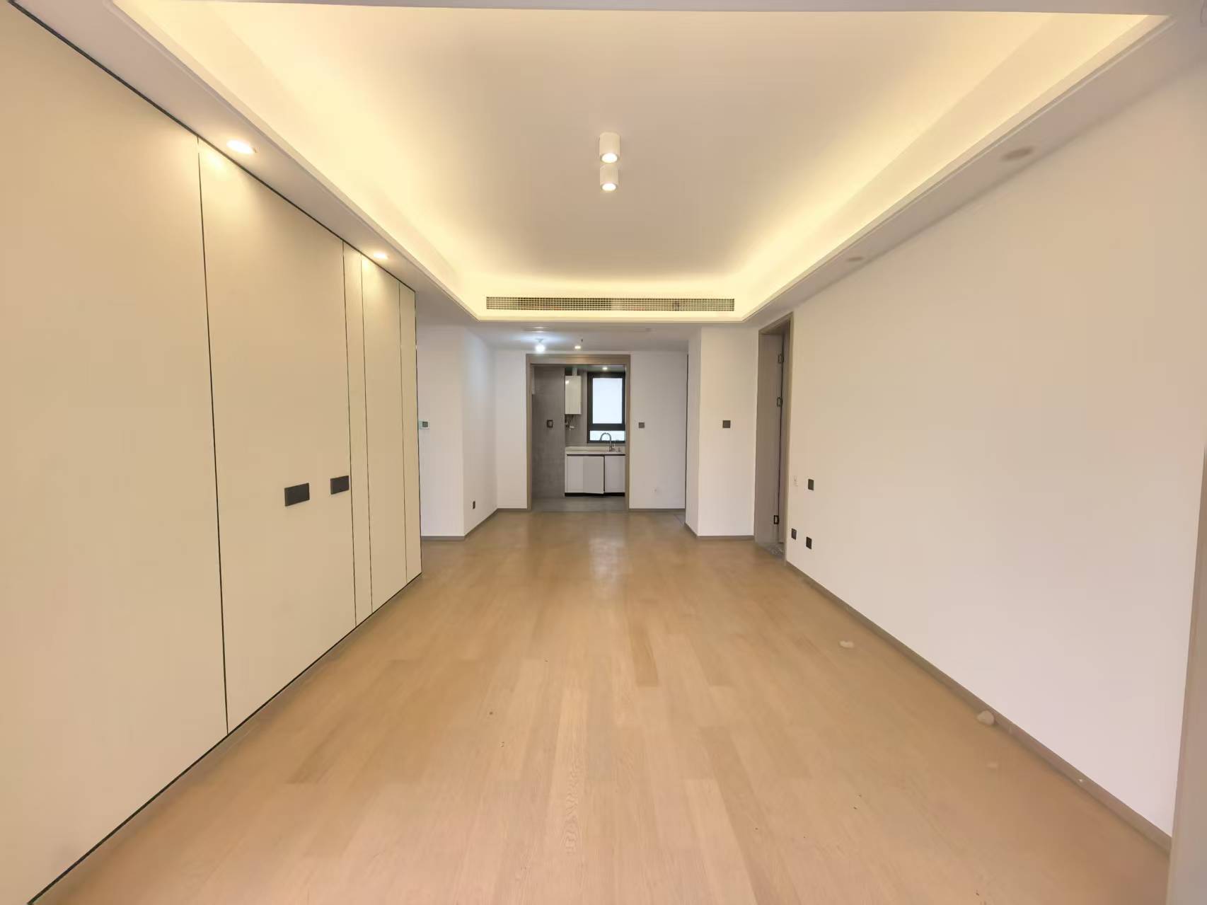 中铁逸都 3室2厅2卫 98m&sup2;