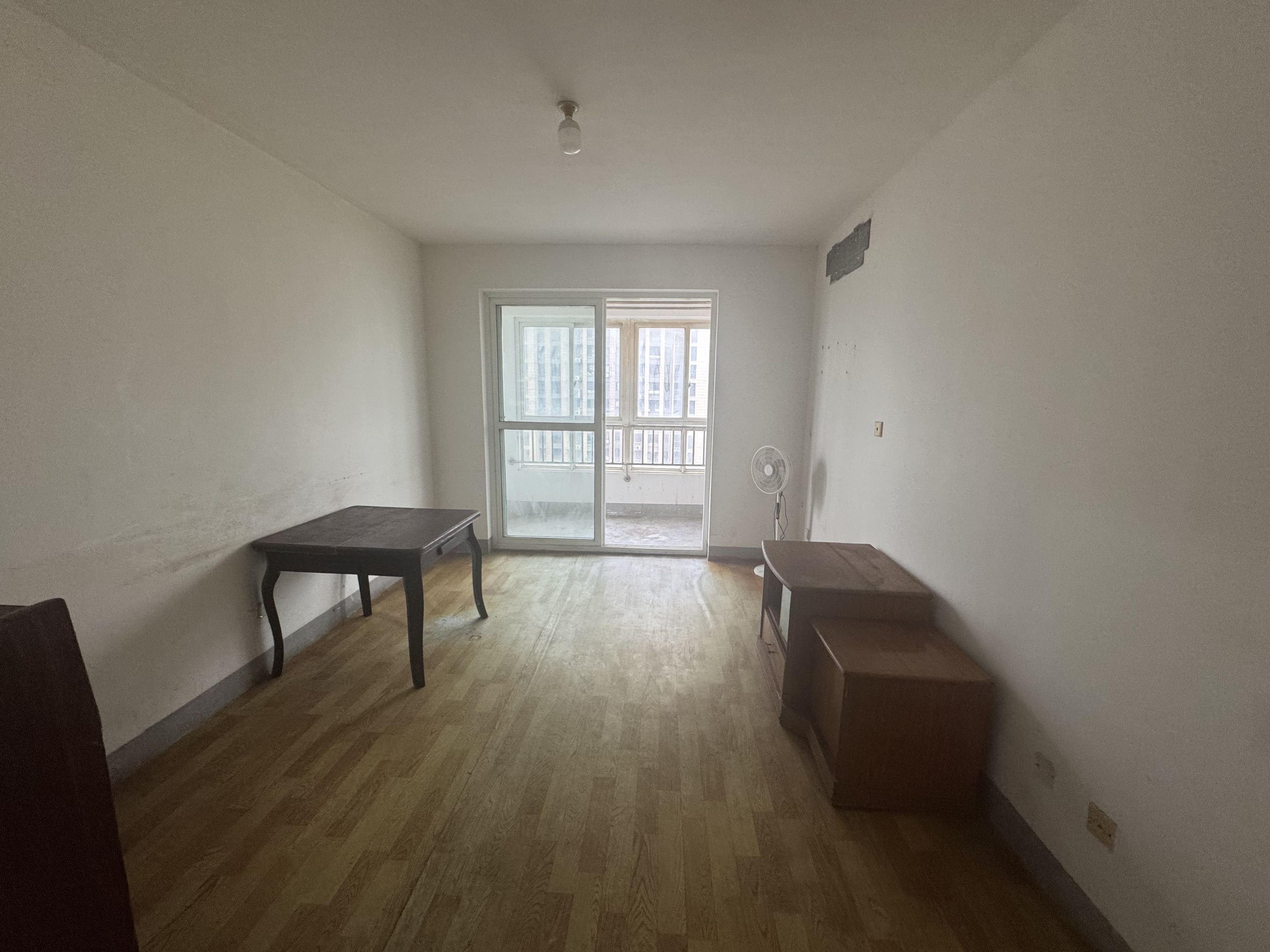 学士府 2室1厅1卫 87m&sup2;
