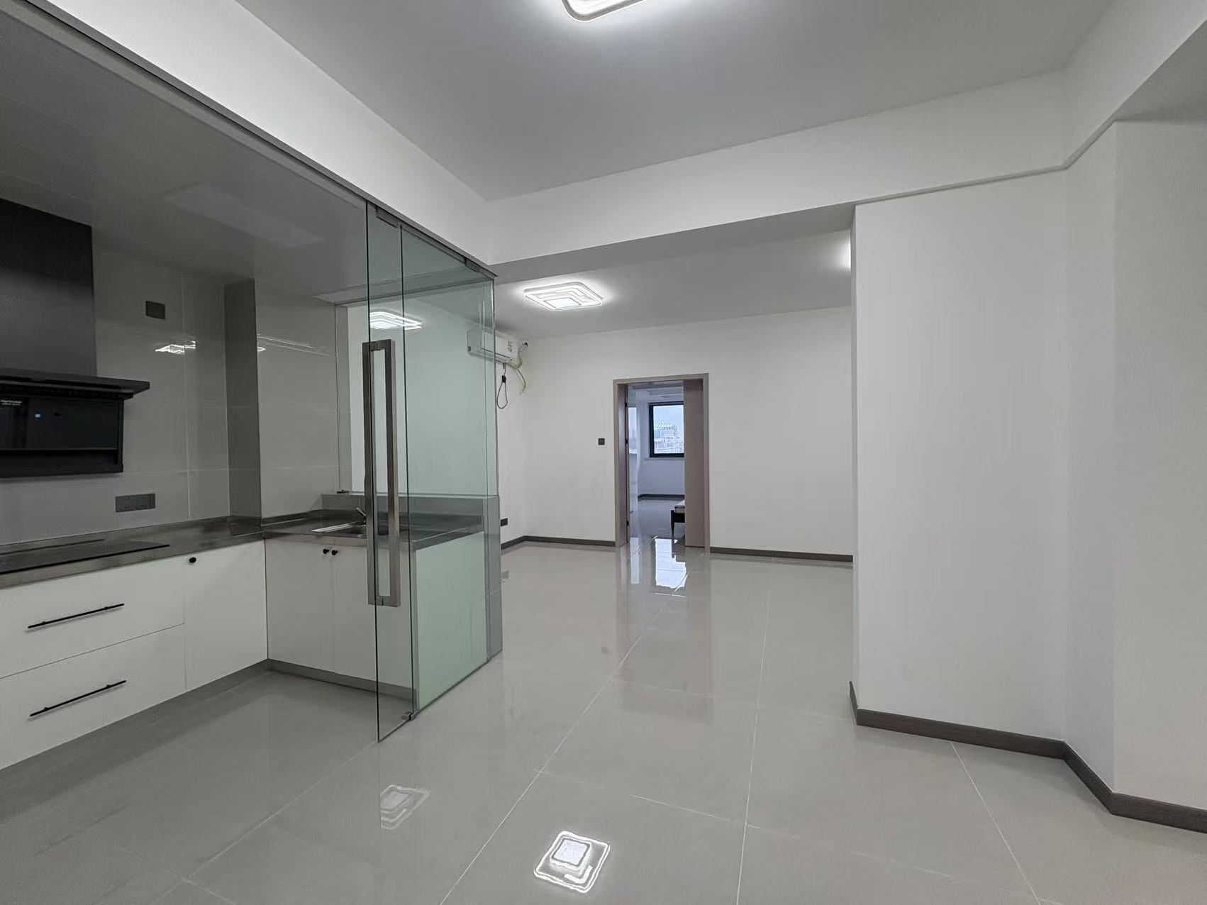 王府大厦 2室2厅1卫 101.2m&sup2;