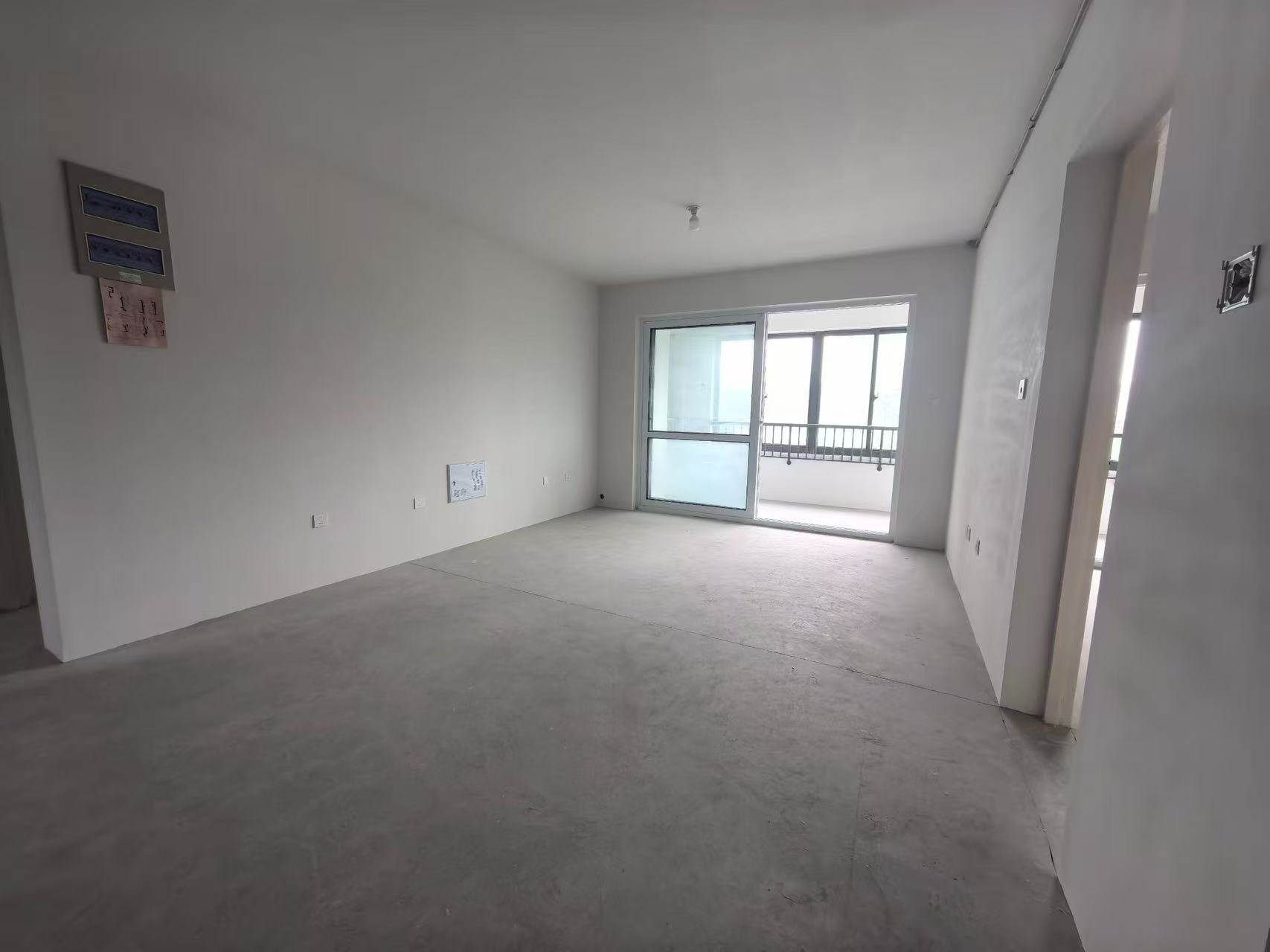 衡通嘉苑 3室2厅2卫 125m&sup2;