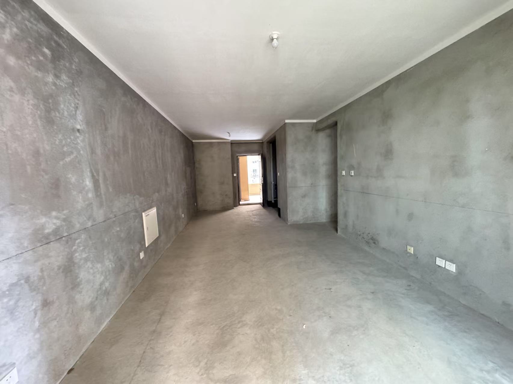 保利香槟国际 3室2厅2卫 108m&sup2;