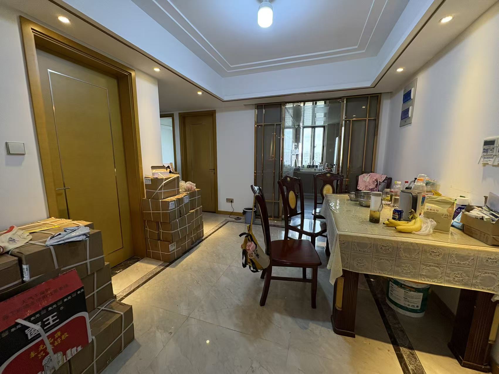 中南世纪花城三期 4室2厅2卫 140.74m&sup2;