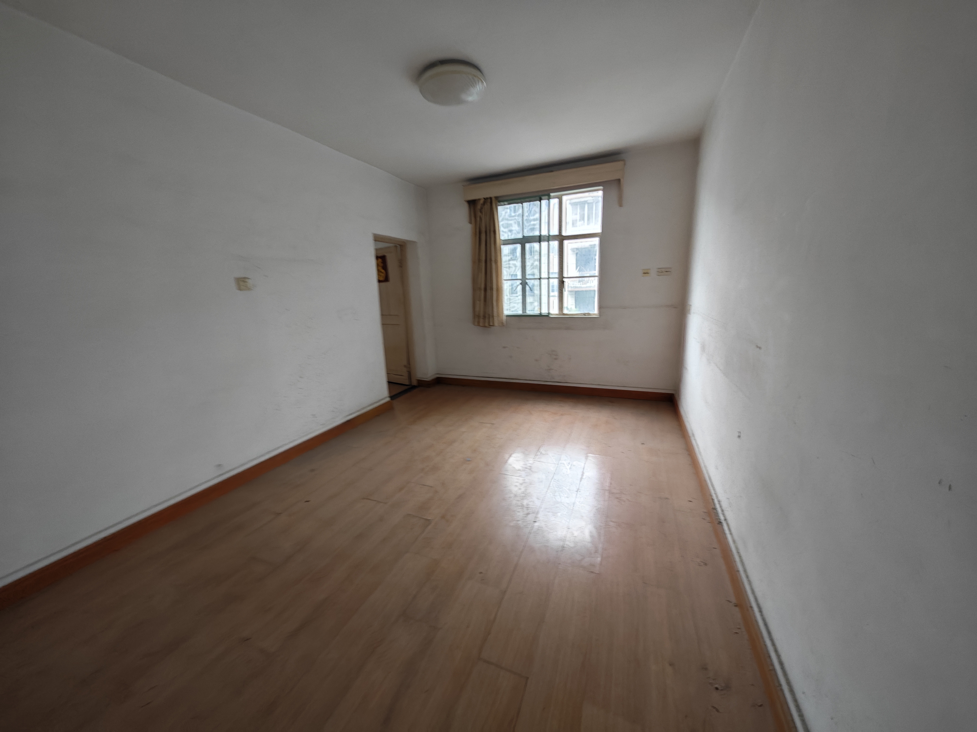 易家桥新村 3室1厅1卫 92.27m&sup2;