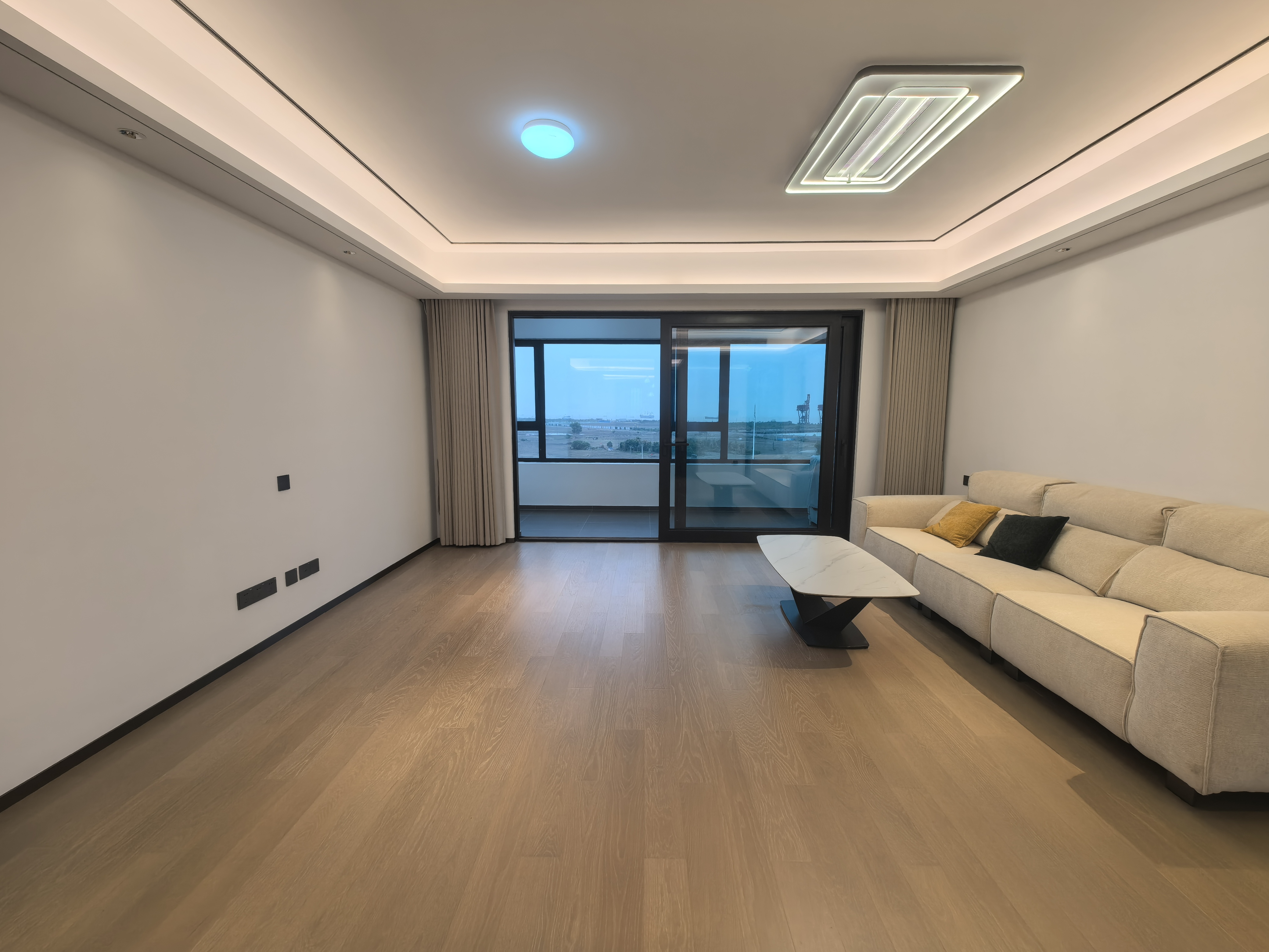滨江道江园 3室2厅2卫 129.03m&sup2;