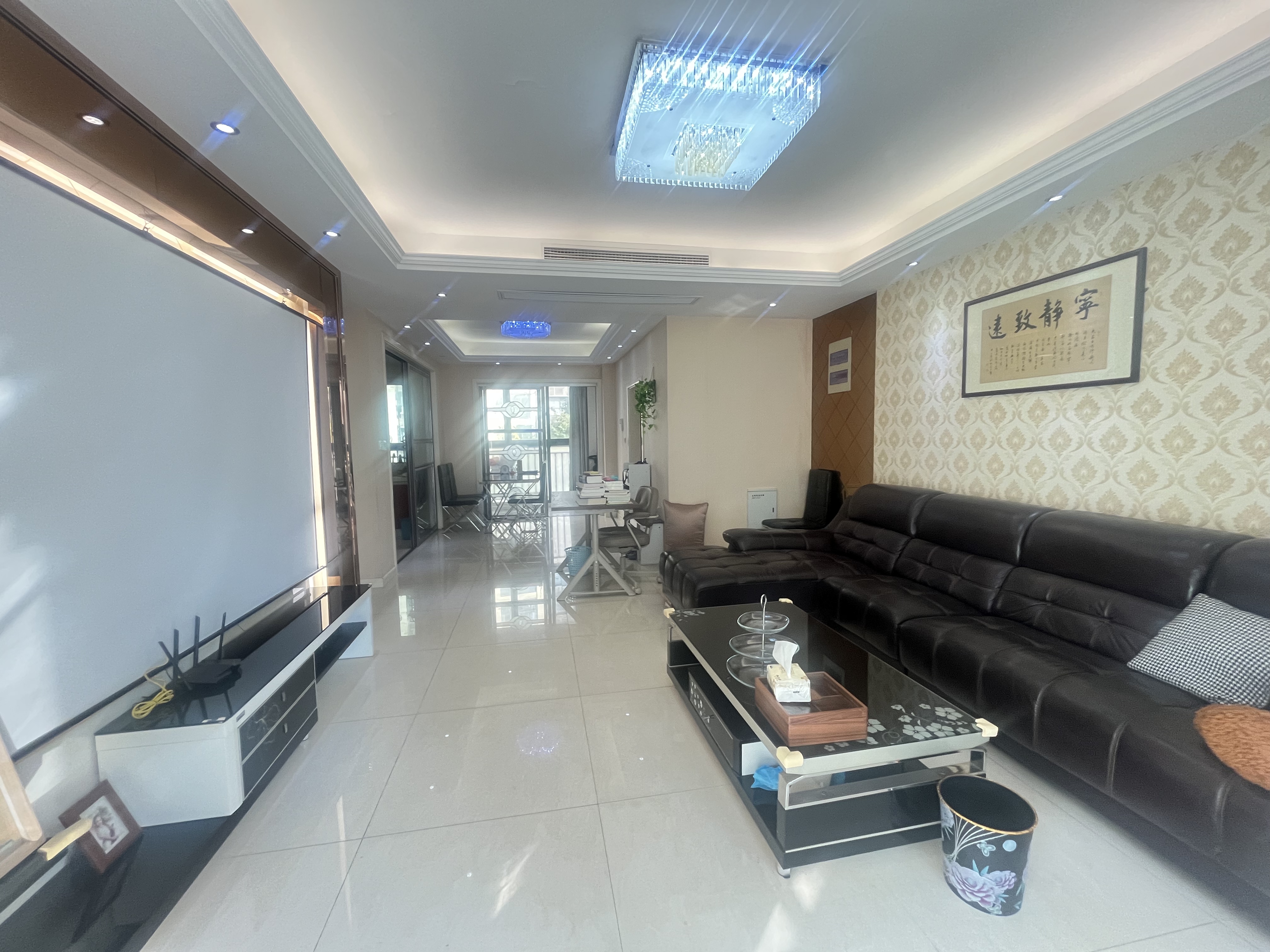 尚海城 3室2厅1卫 131m&sup2;