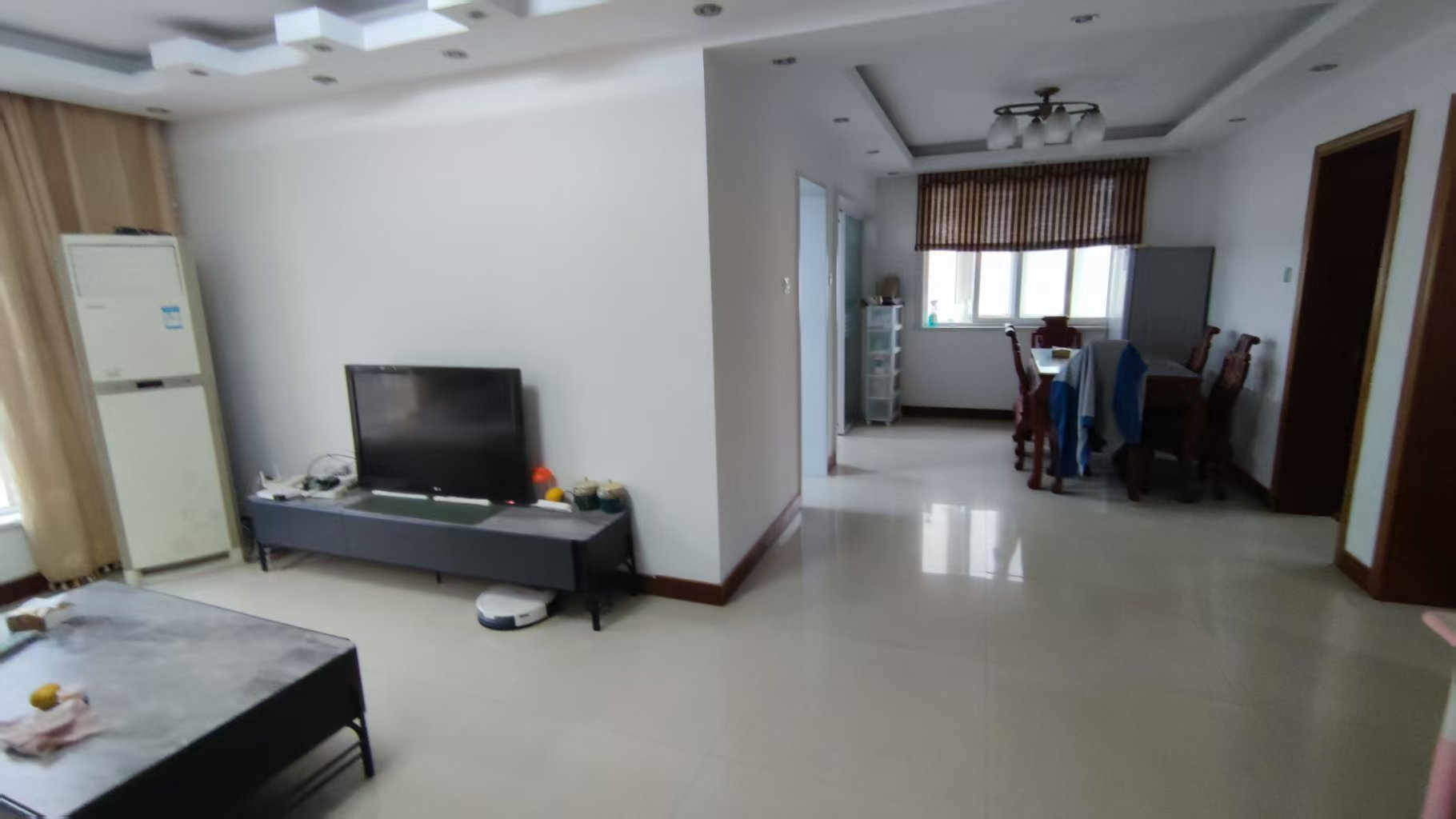 外滩小区 3室2厅2卫 121m&sup2;