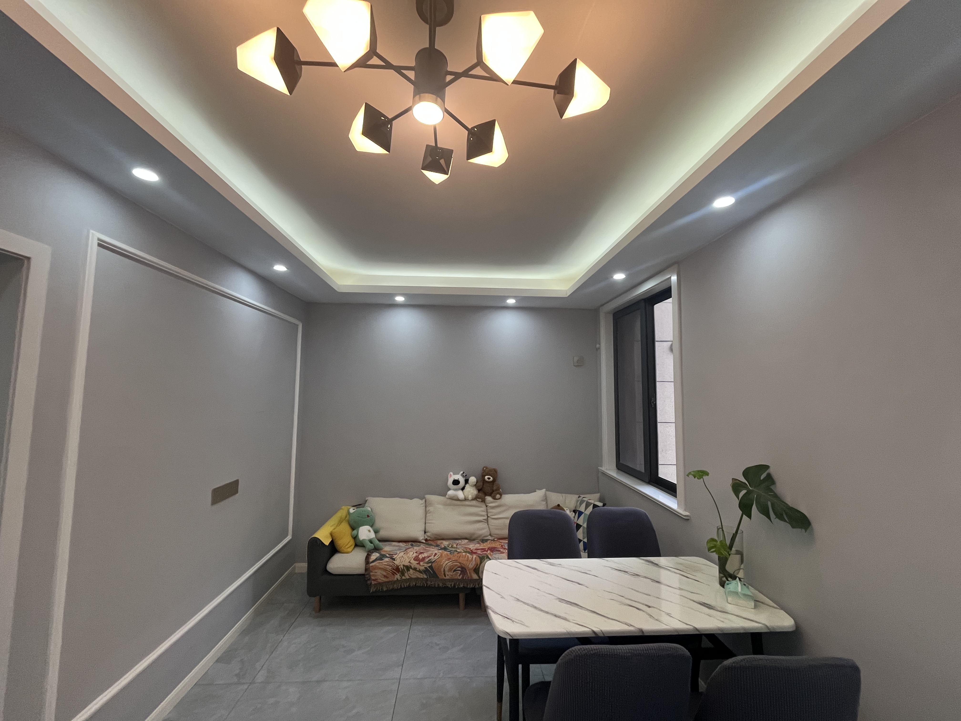 越江新村 2室1厅1卫 70m&sup2;