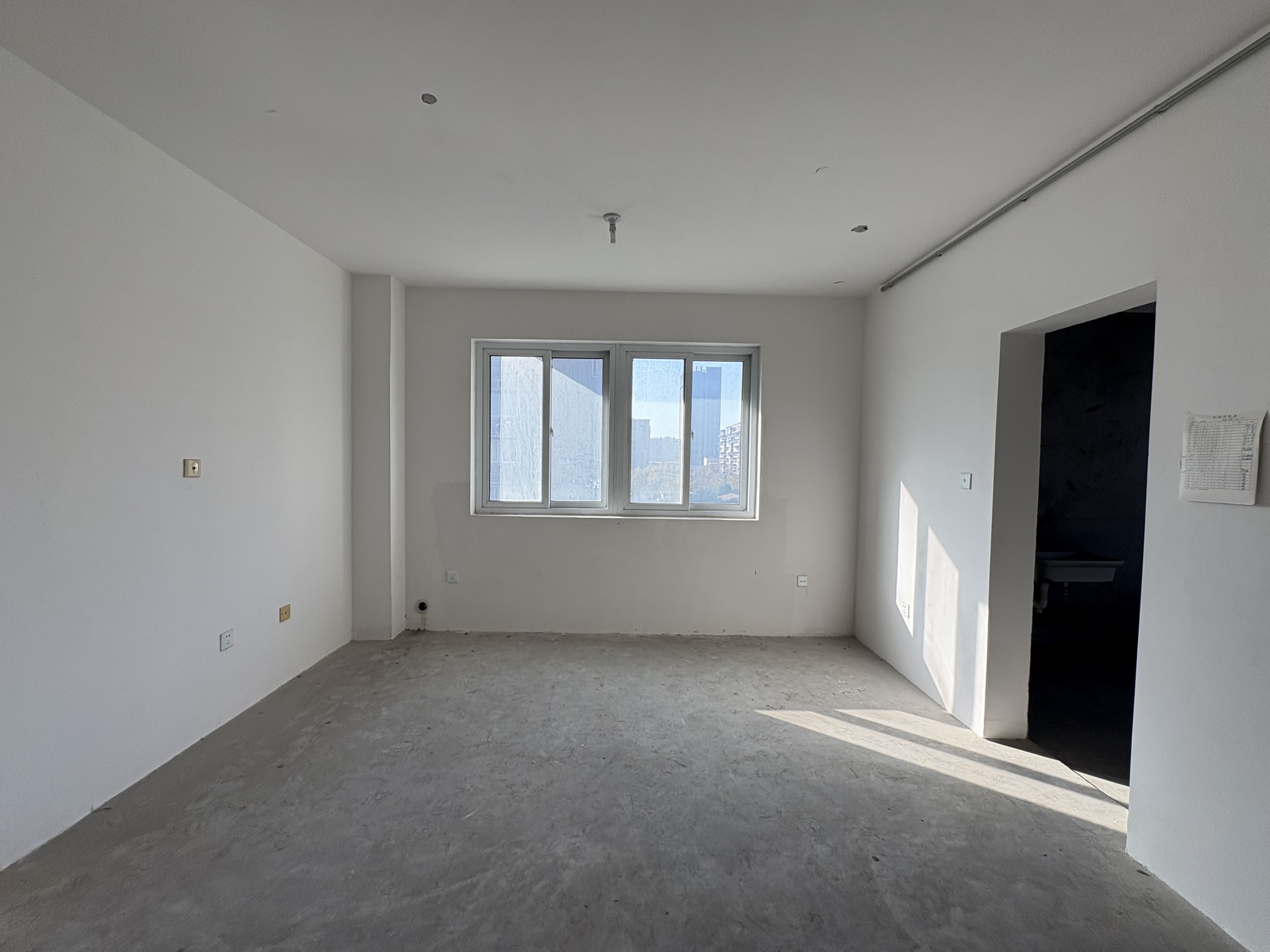 兴和家园 2室1厅1卫 99m&sup2;