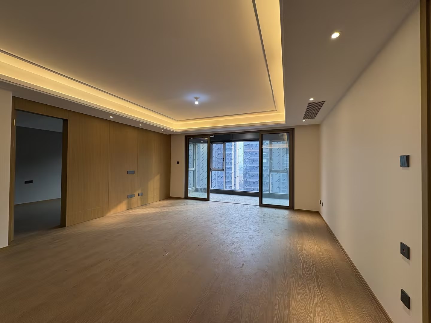 仁恒公园世纪 4室2厅2卫 135m&sup2;