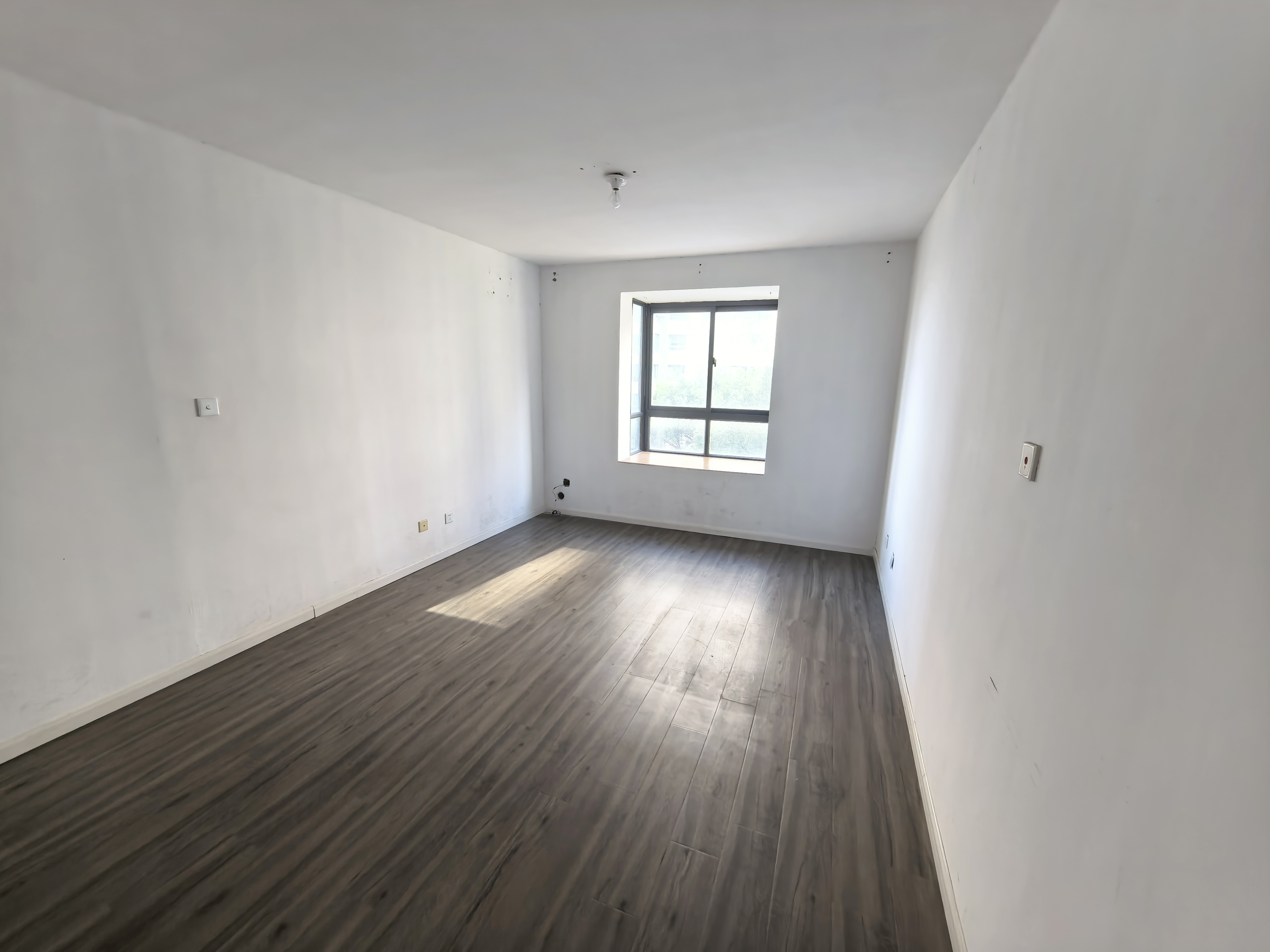 炜赋花苑 3室1厅1卫 91.00m&sup2;