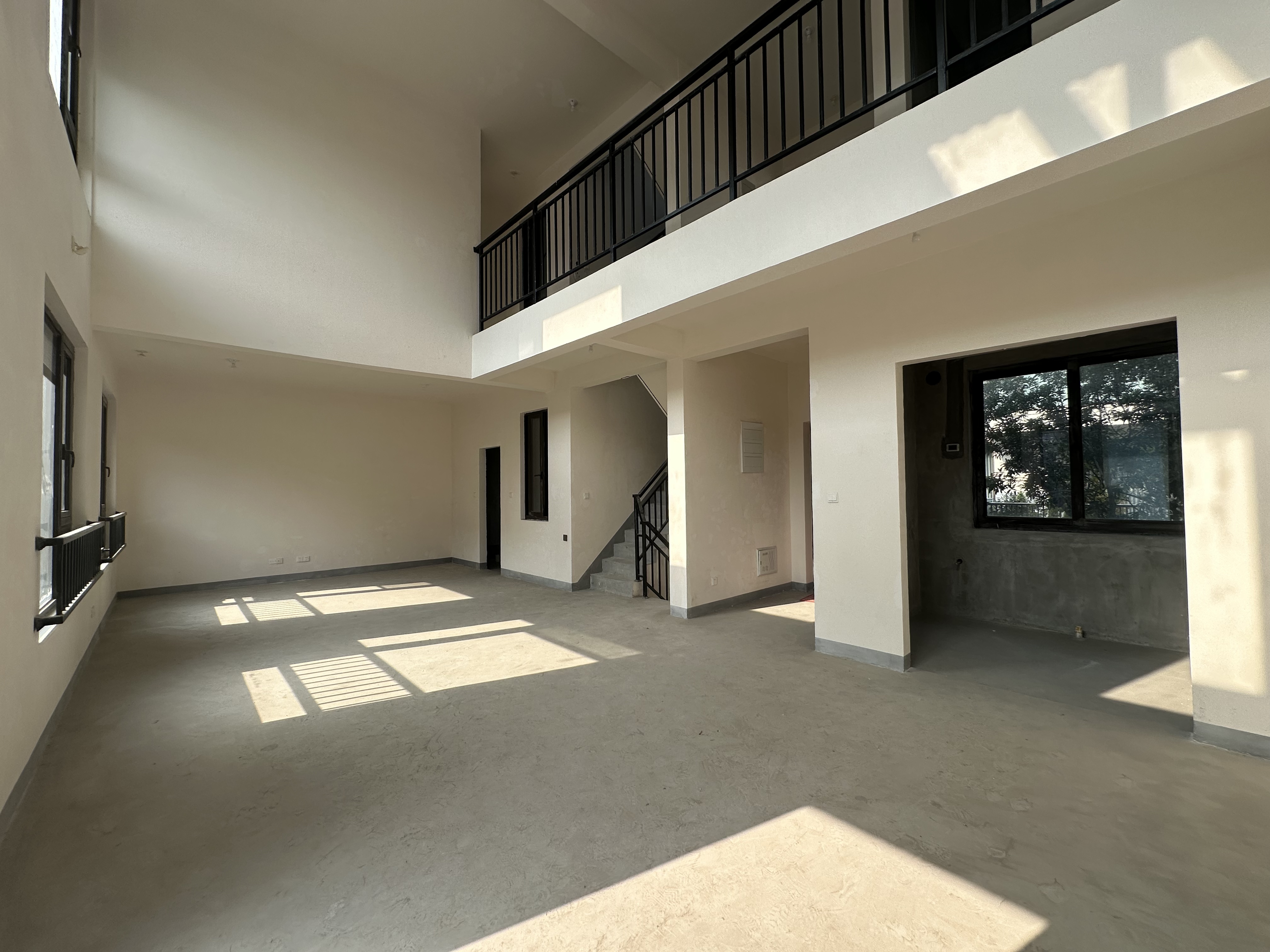 春风南岸东园 4室2厅5卫 205.00m&sup2;