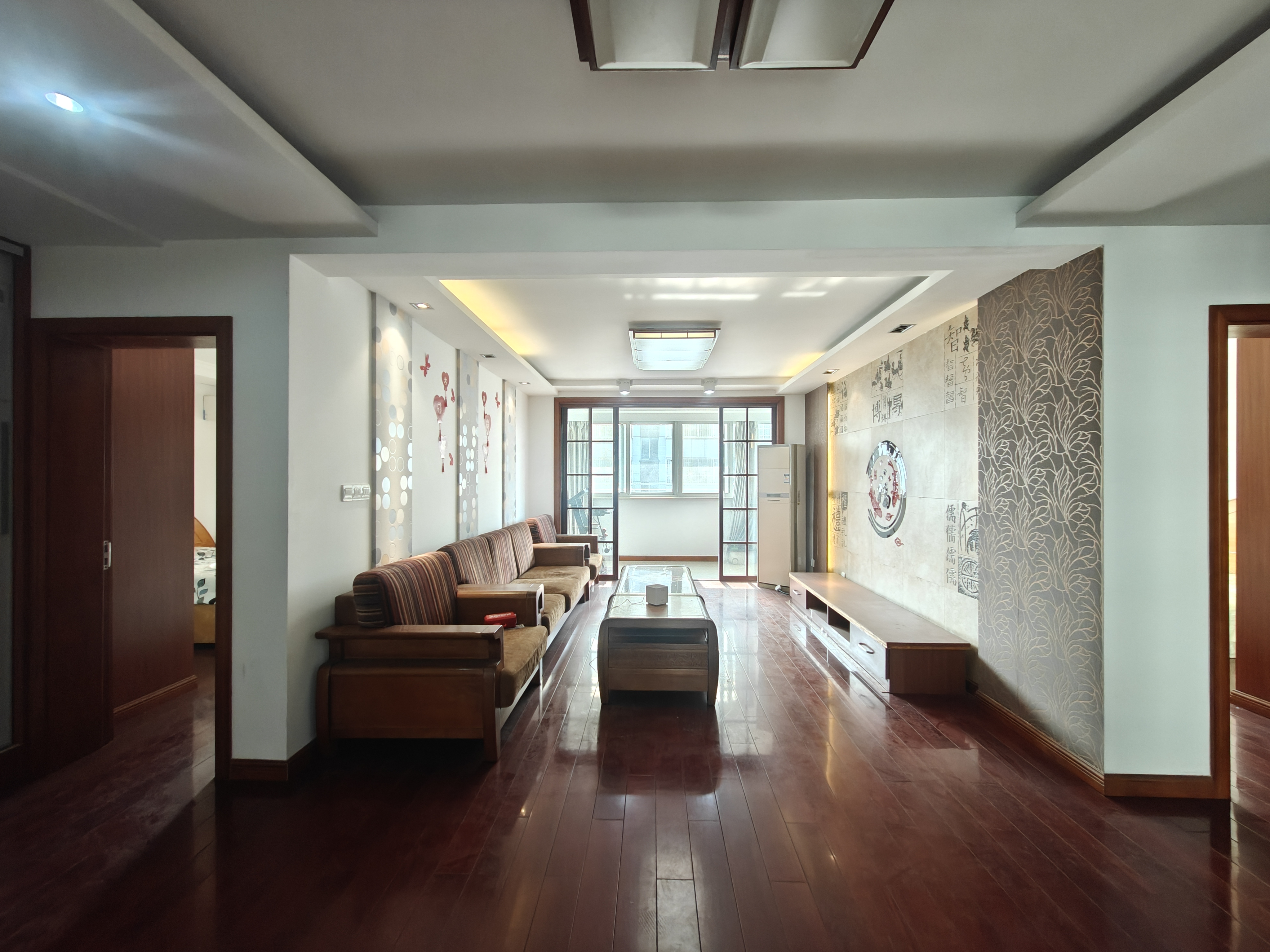 德民花苑 3室2厅2卫 128.34m&sup2;