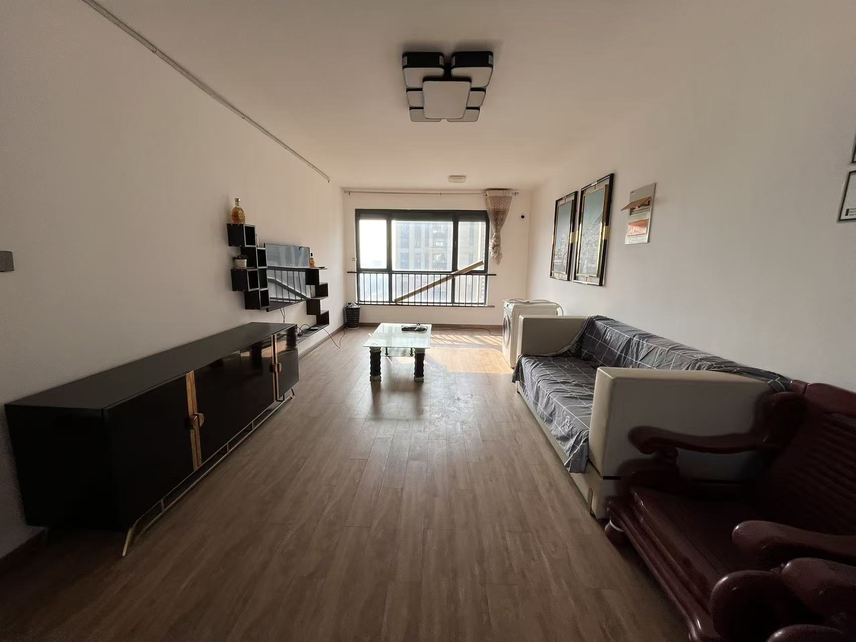 翠园 3室2厅2卫 135m&sup2;