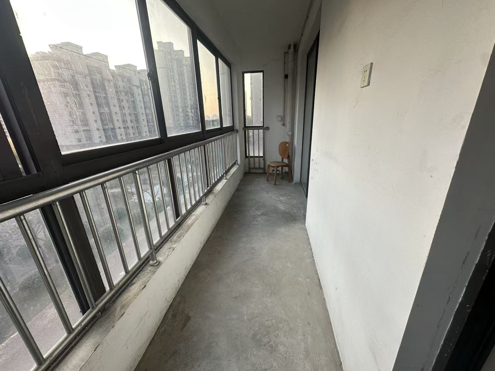同和嘉苑南区 3室1厅1卫 125m&sup2;