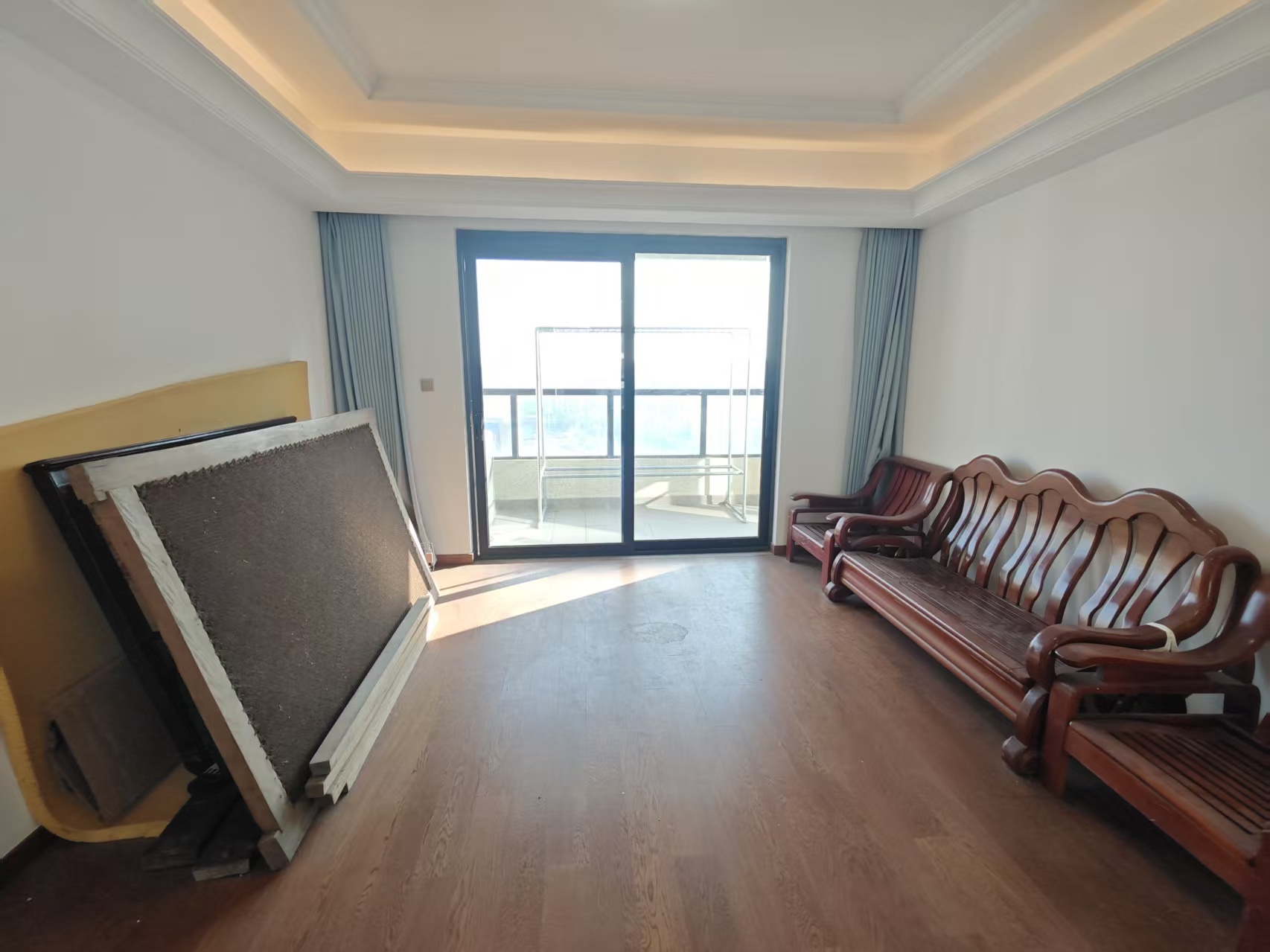 雍华府 4室2厅2卫 136m&sup2;