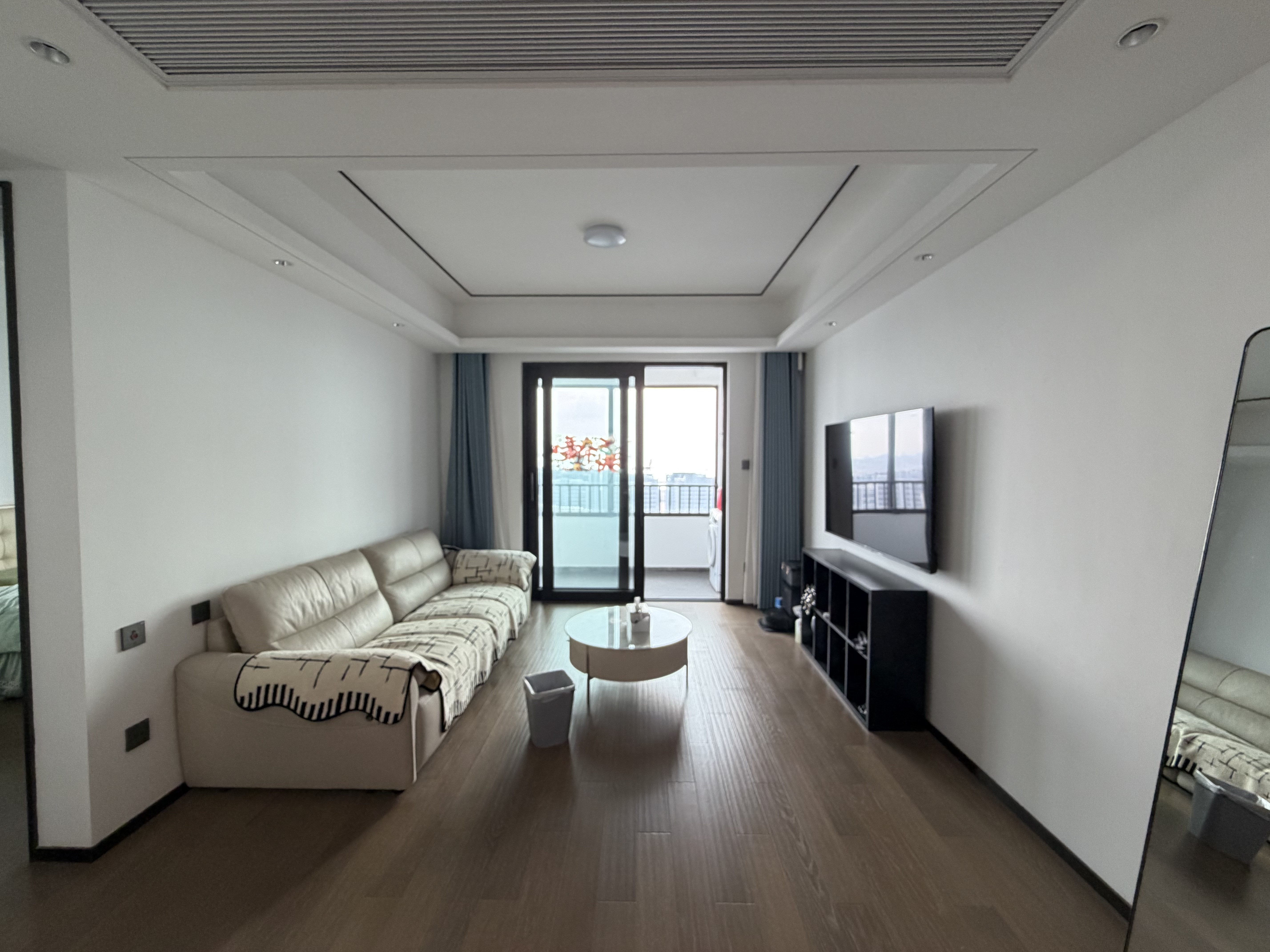 滨江道静园 3室2厅2卫 117m&sup2;