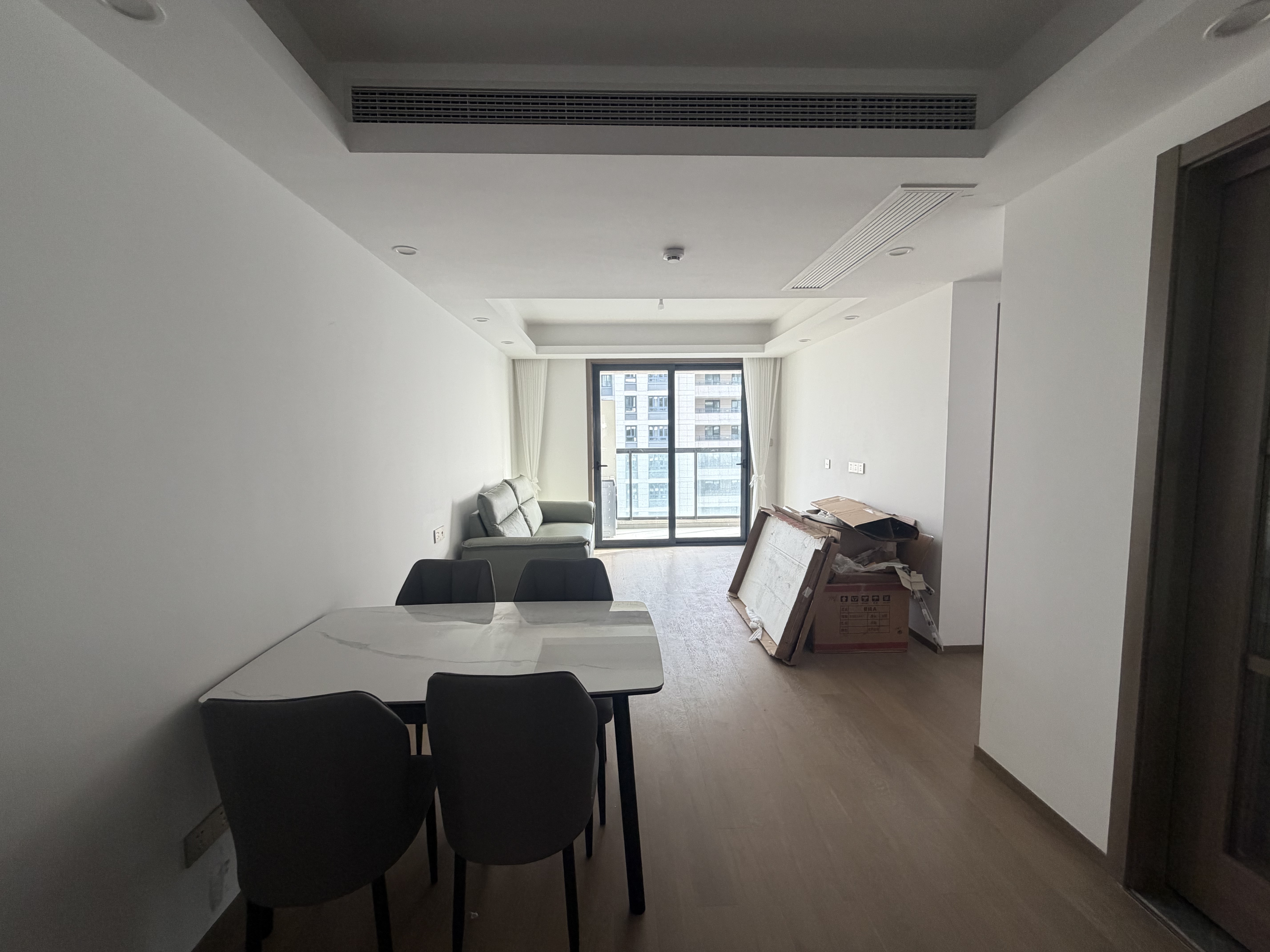 卓越府 3室2厅1卫 99.94m&sup2;