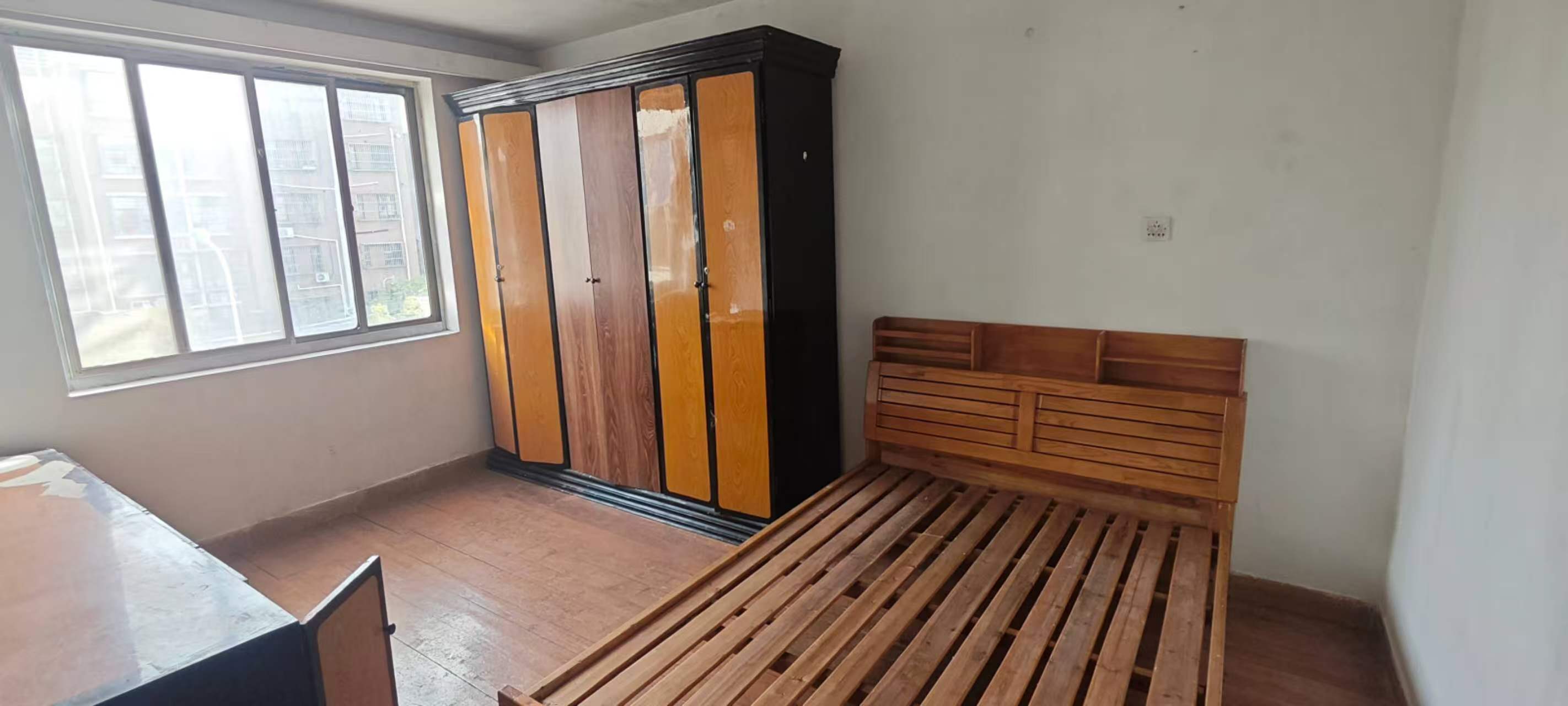 新桥新村 2室1厅1卫 62m&sup2;