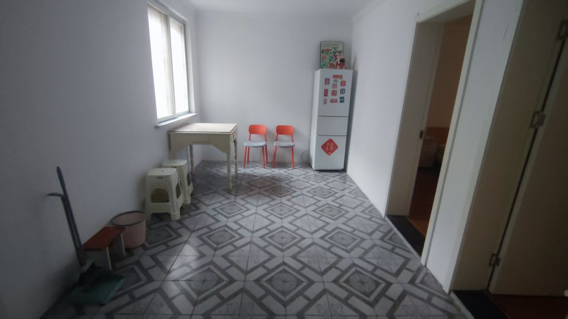 城港新村 2室1厅1卫 70m&sup2;