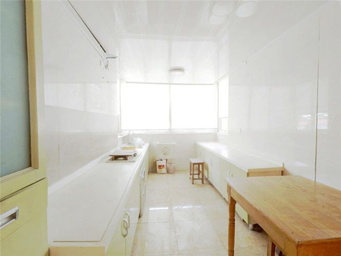 炜建花苑 3室2厅1卫 132m&sup2;