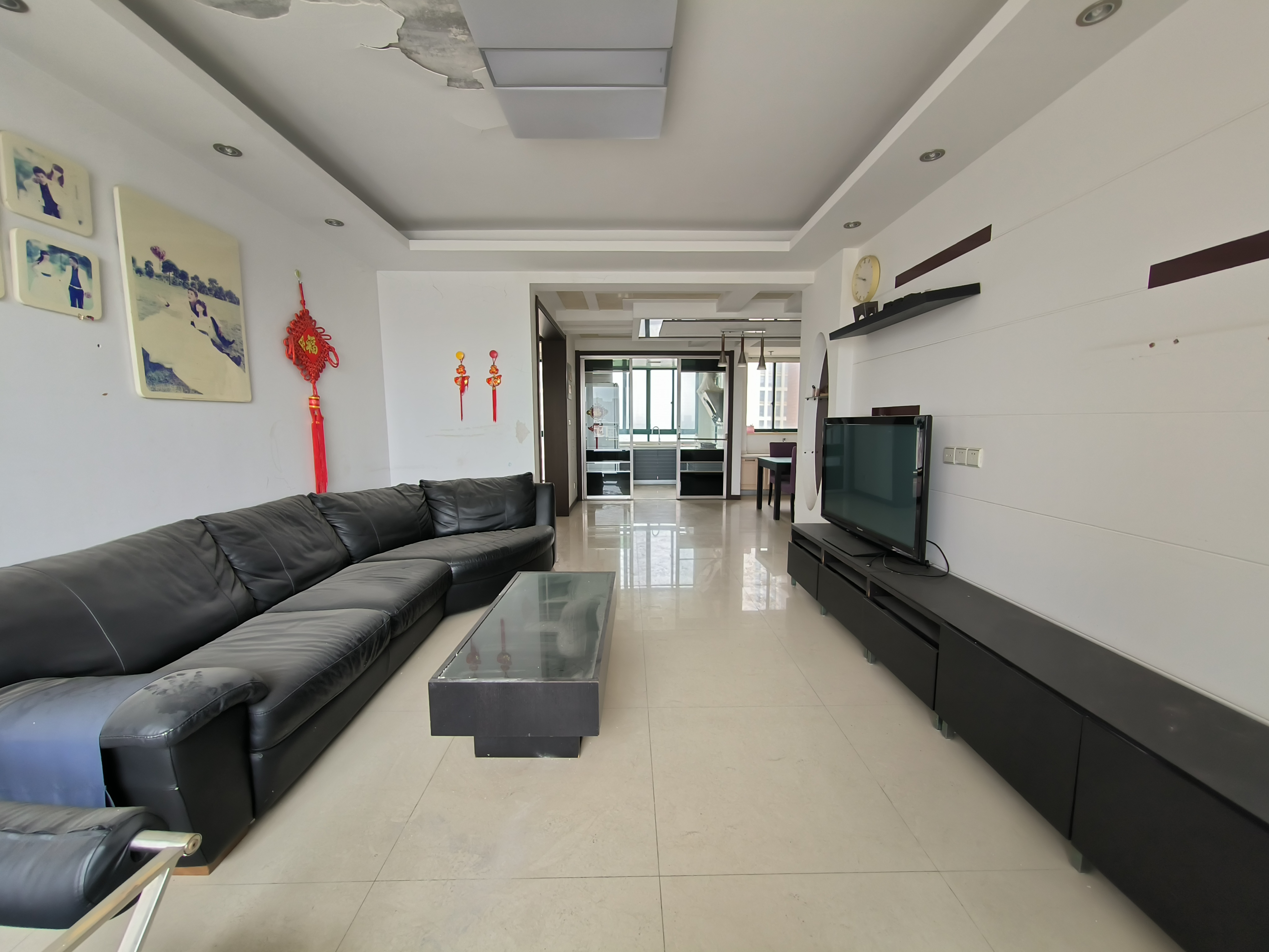 水榭花都 3室2厅1卫 127.00m&sup2;